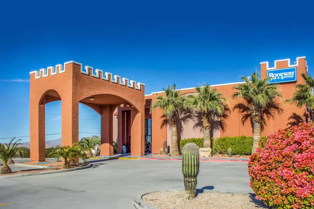 Rodeway Inn & Suites, Motel in Lake Havasu City