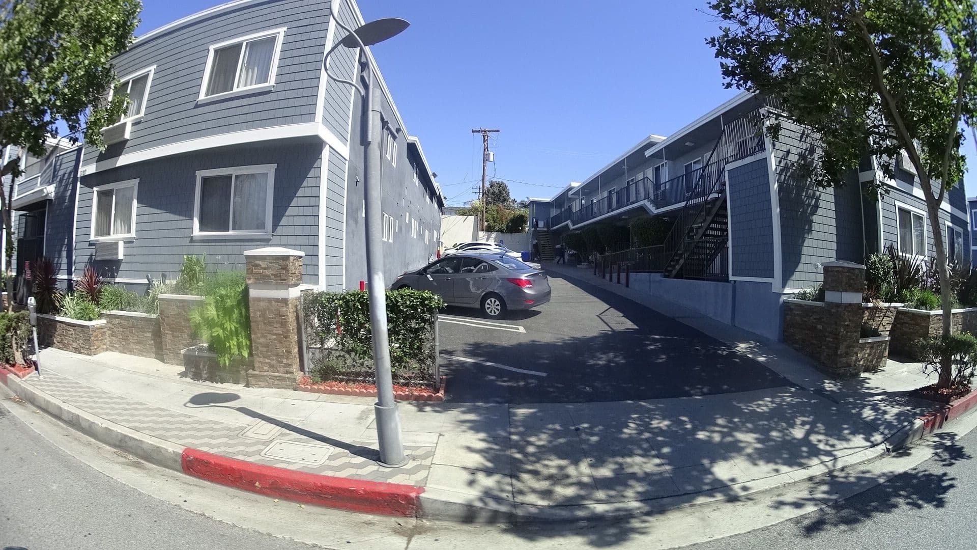 Street view near SureStay, Sawtelle — © mly_la (CC BY-SA · Mapillary)
