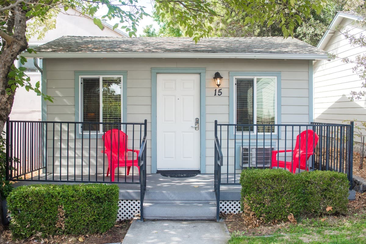 Clear Lake Cottages & Marina, Resort in Clearlake
