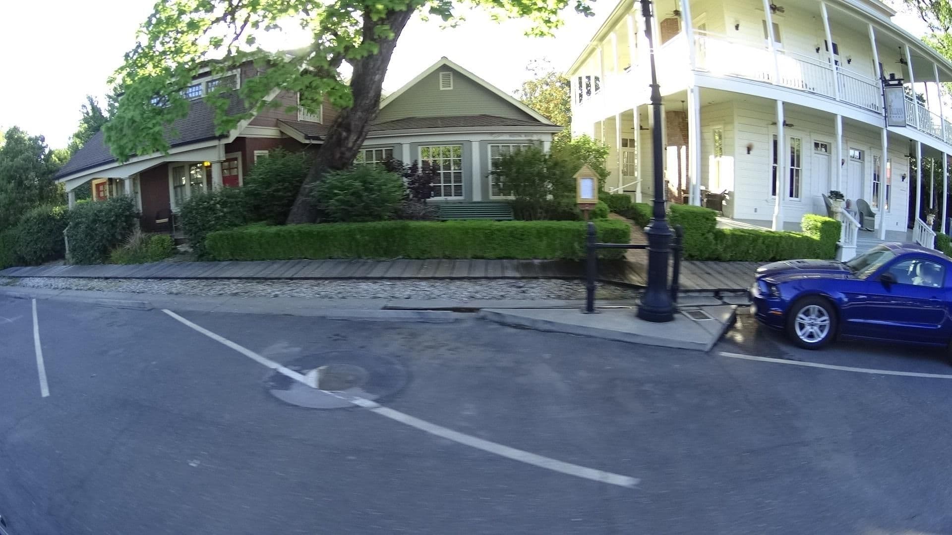 Street view near Tallman Hotel, Upper Lake — © marker_geo (CC BY-SA · Mapillary)