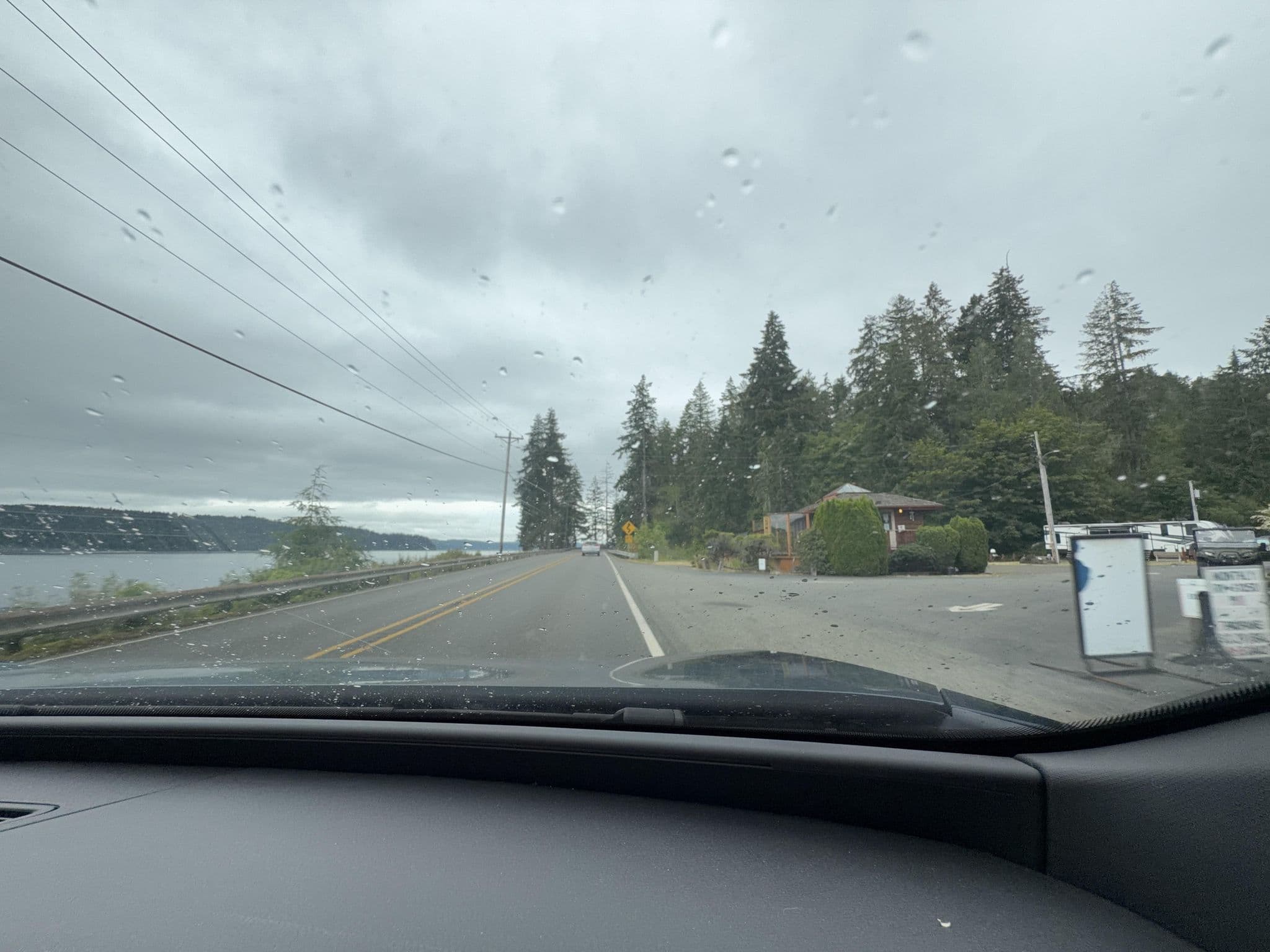 Street view near The Glen Resort, Belfair — © someamoeba (CC BY-SA · Mapillary)