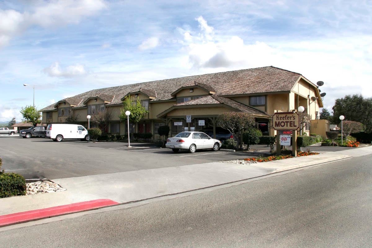Keefer's Inn, Hotel in King City