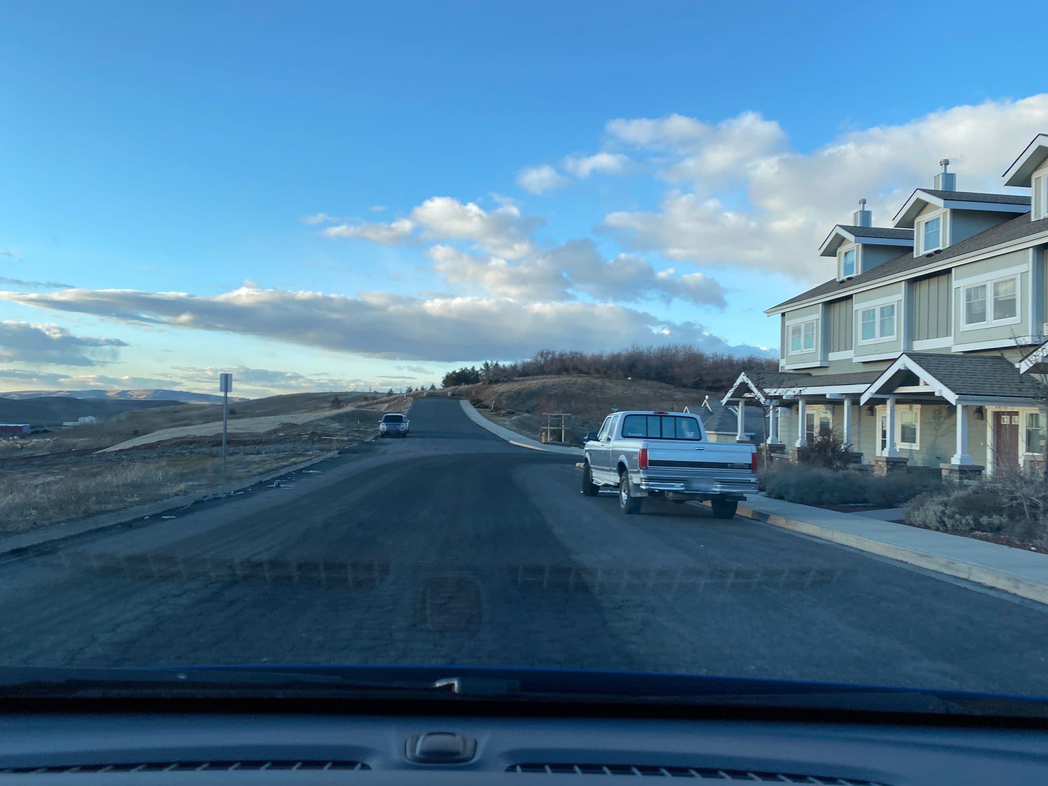 Street view near CEDAR POINTE CONDOS, Pullman — © bobolopolis (CC BY-SA · Mapillary)