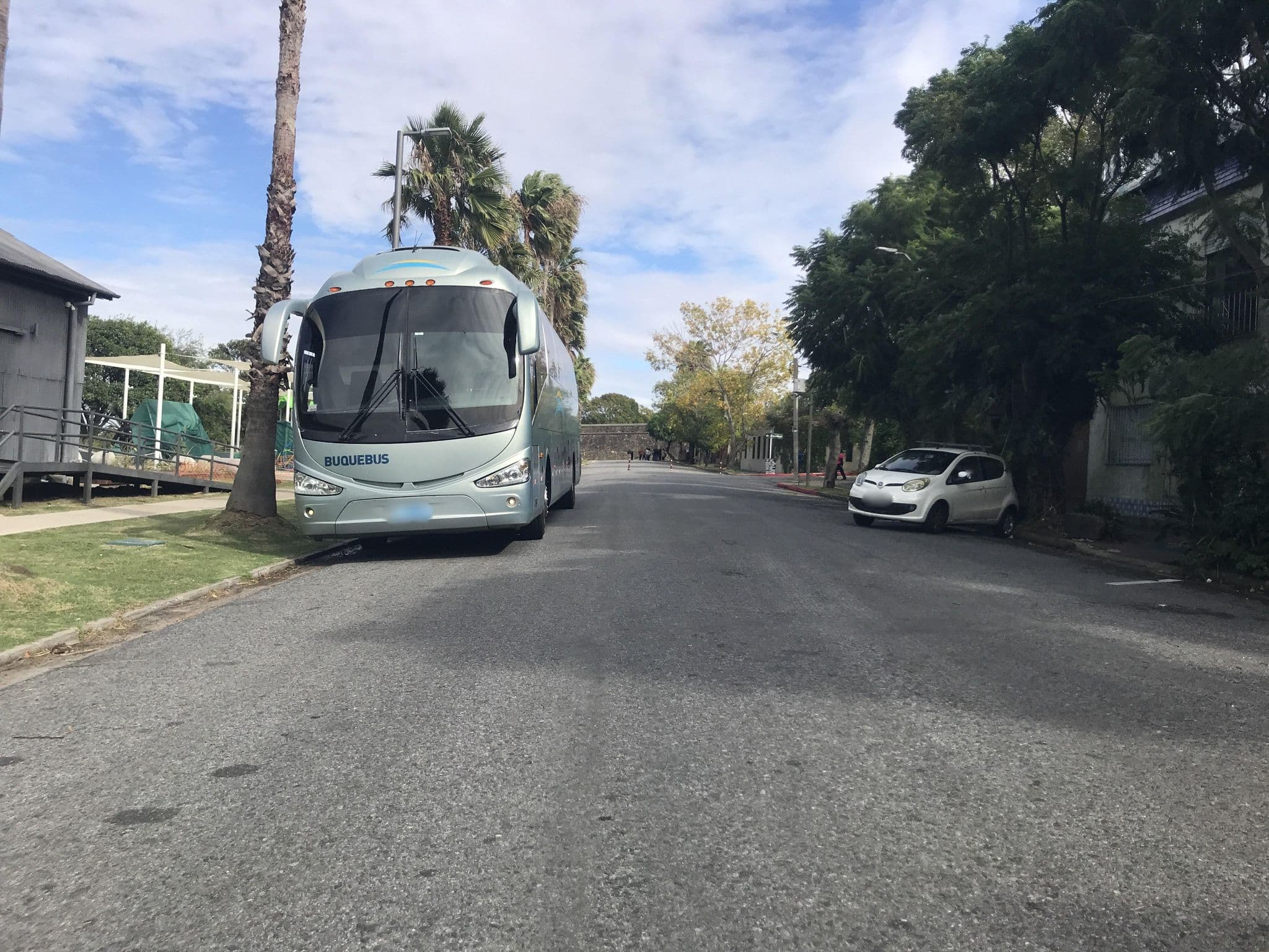 Street view near Posada El Viajero, Colonia del Sacramento — © miguel_andrade (CC BY-SA · Mapillary)