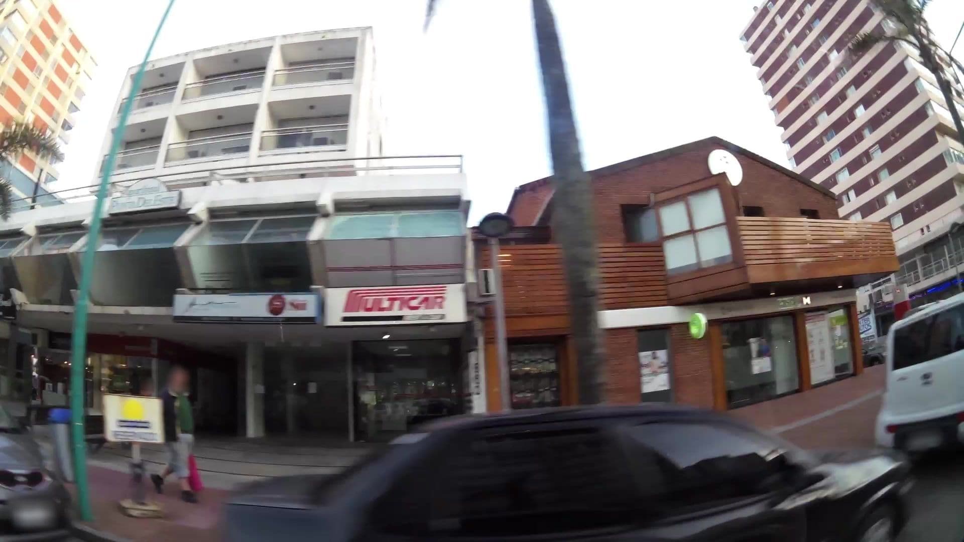 Street view near Hotel Romimar, Punta del Este — © kaartcam (CC BY-SA · Mapillary)