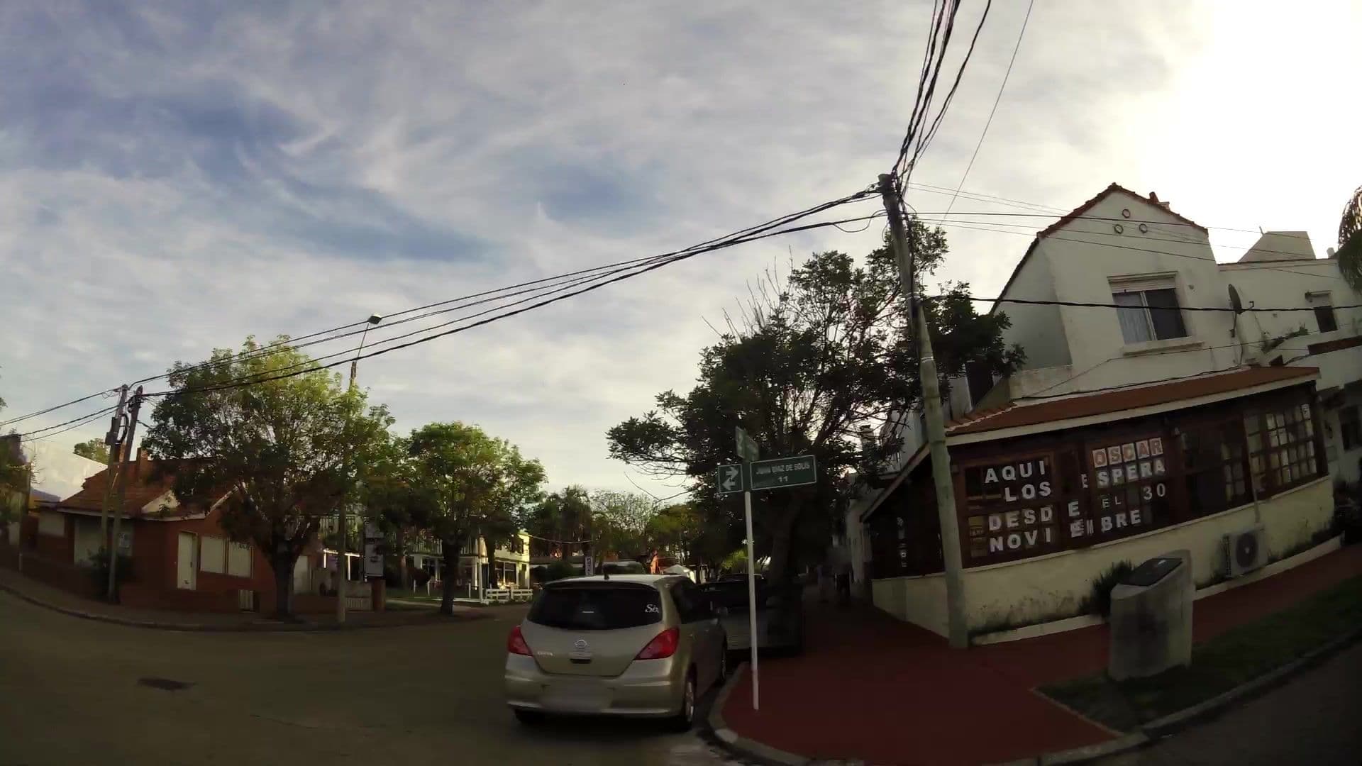 Street view near Hotel Puerto Las Palmas, Punta del Este — © kaartcam (CC BY-SA · Mapillary)