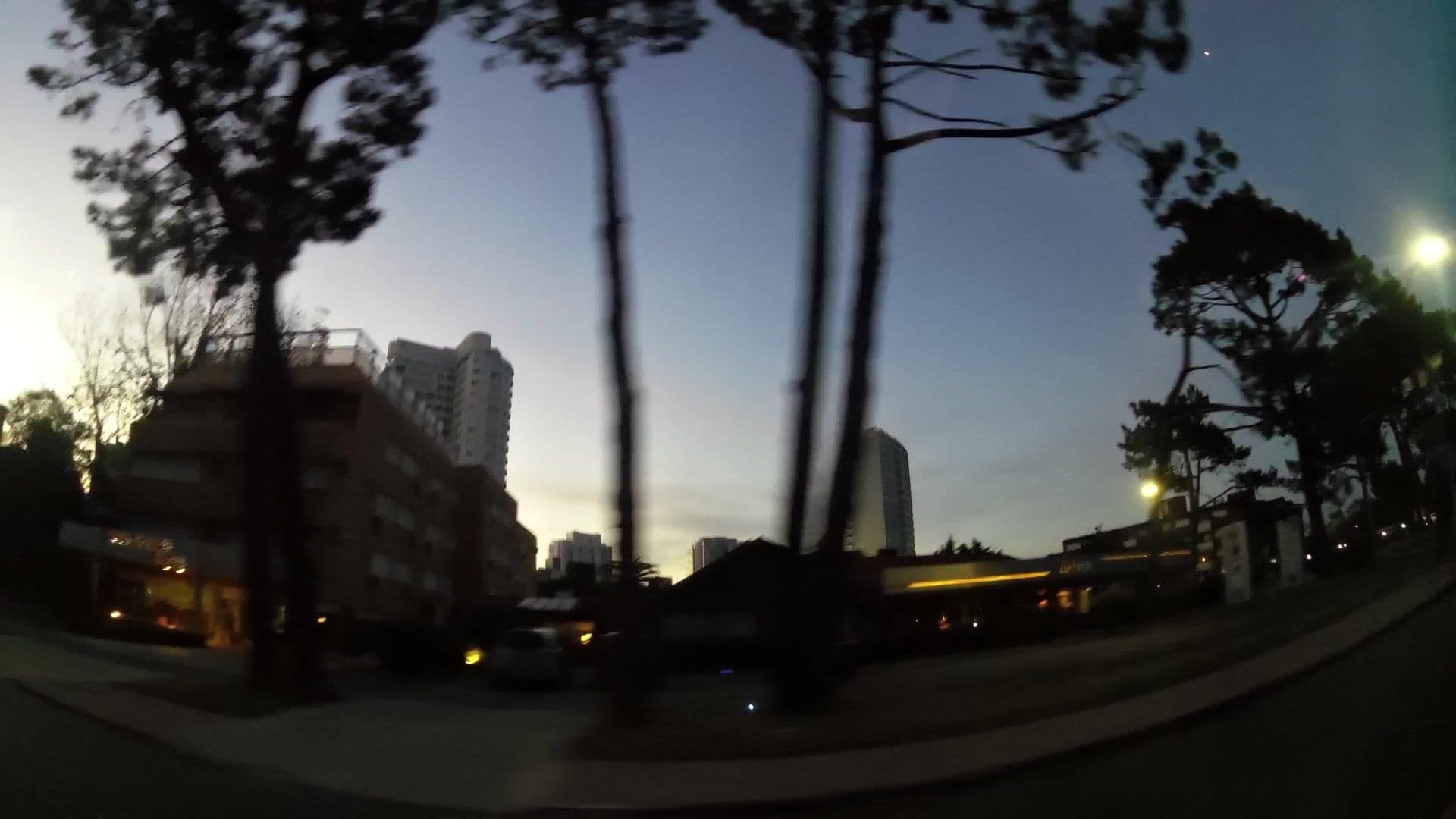 Street view near Hotel Salto Grande, Punta del Este — © kaartcam (CC BY-SA · Mapillary)