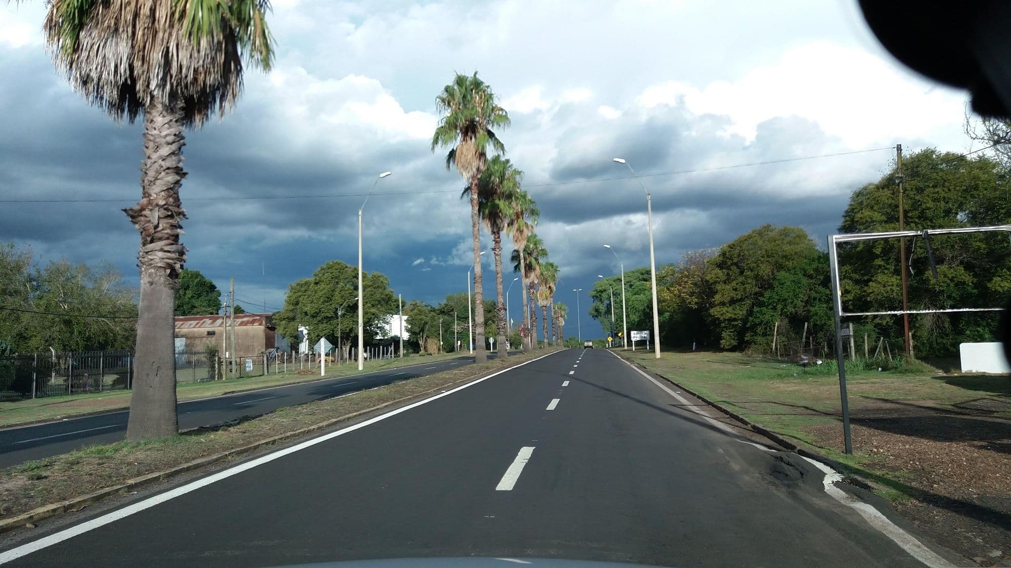 Street view near Del Pasaje Apart Hotel, Salto — © andrcondon (CC BY-SA · Mapillary)