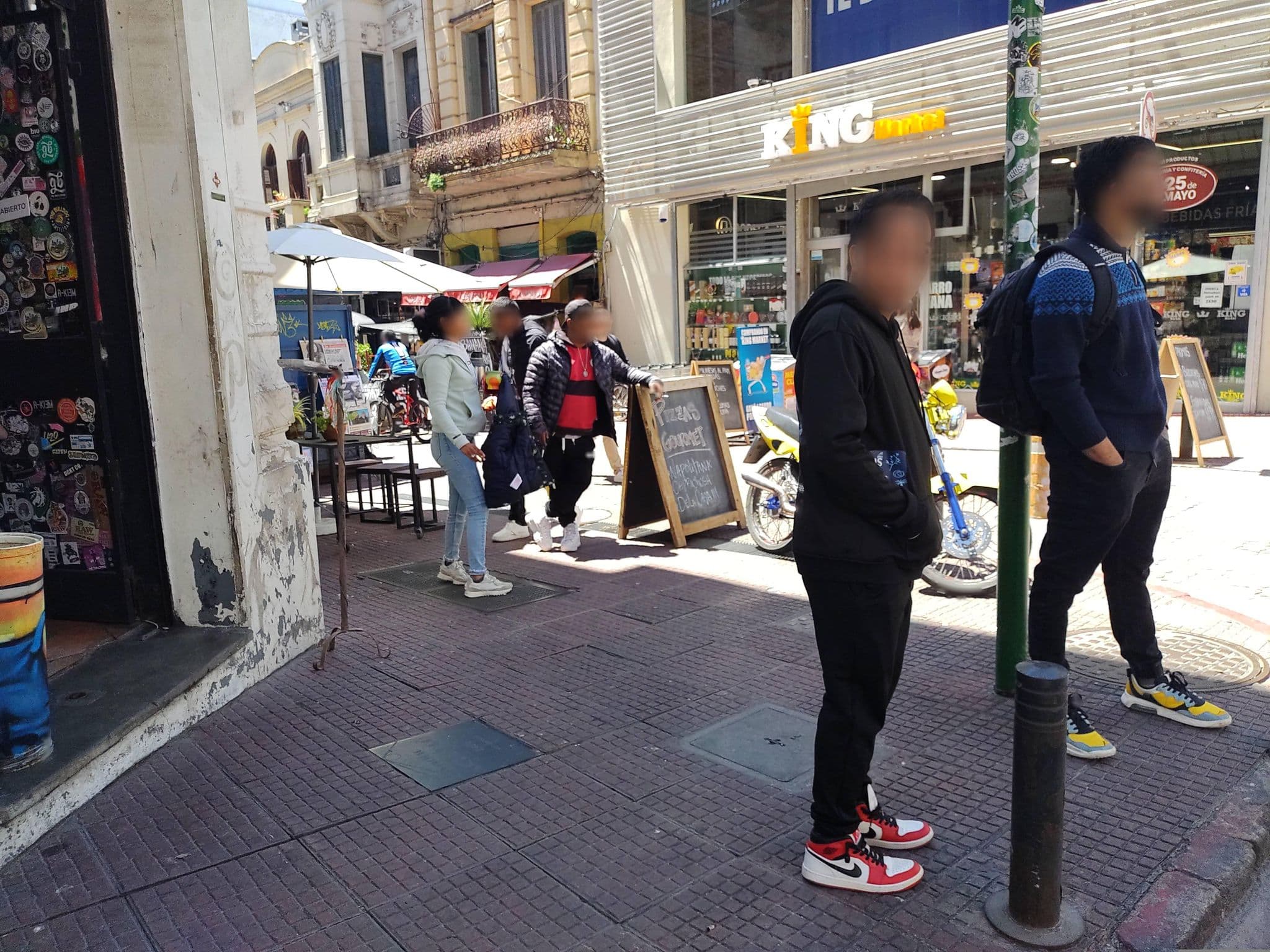 Street view near AK design hotel, Montevideo — © mapeadora (CC BY-SA · Mapillary)