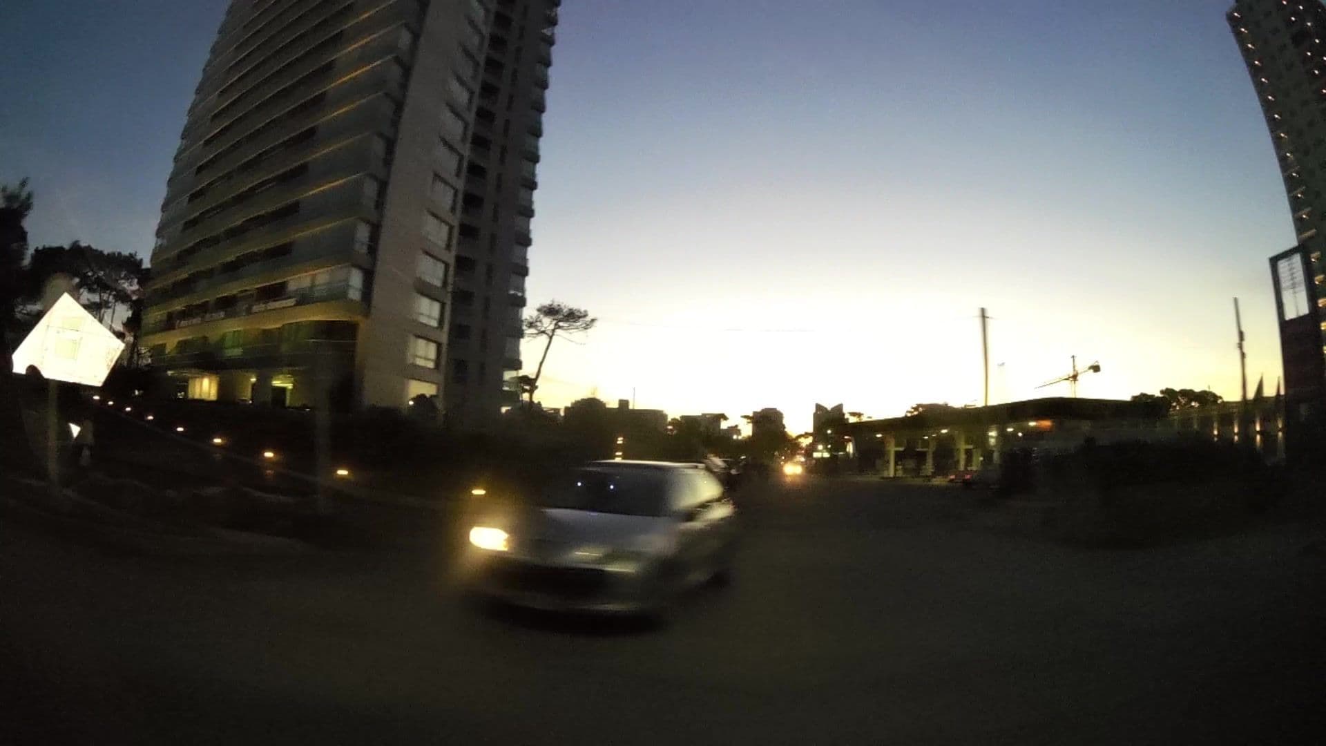 Street view near Gala Vista Building, Punta del Este — © kaartcam (CC BY-SA · Mapillary)