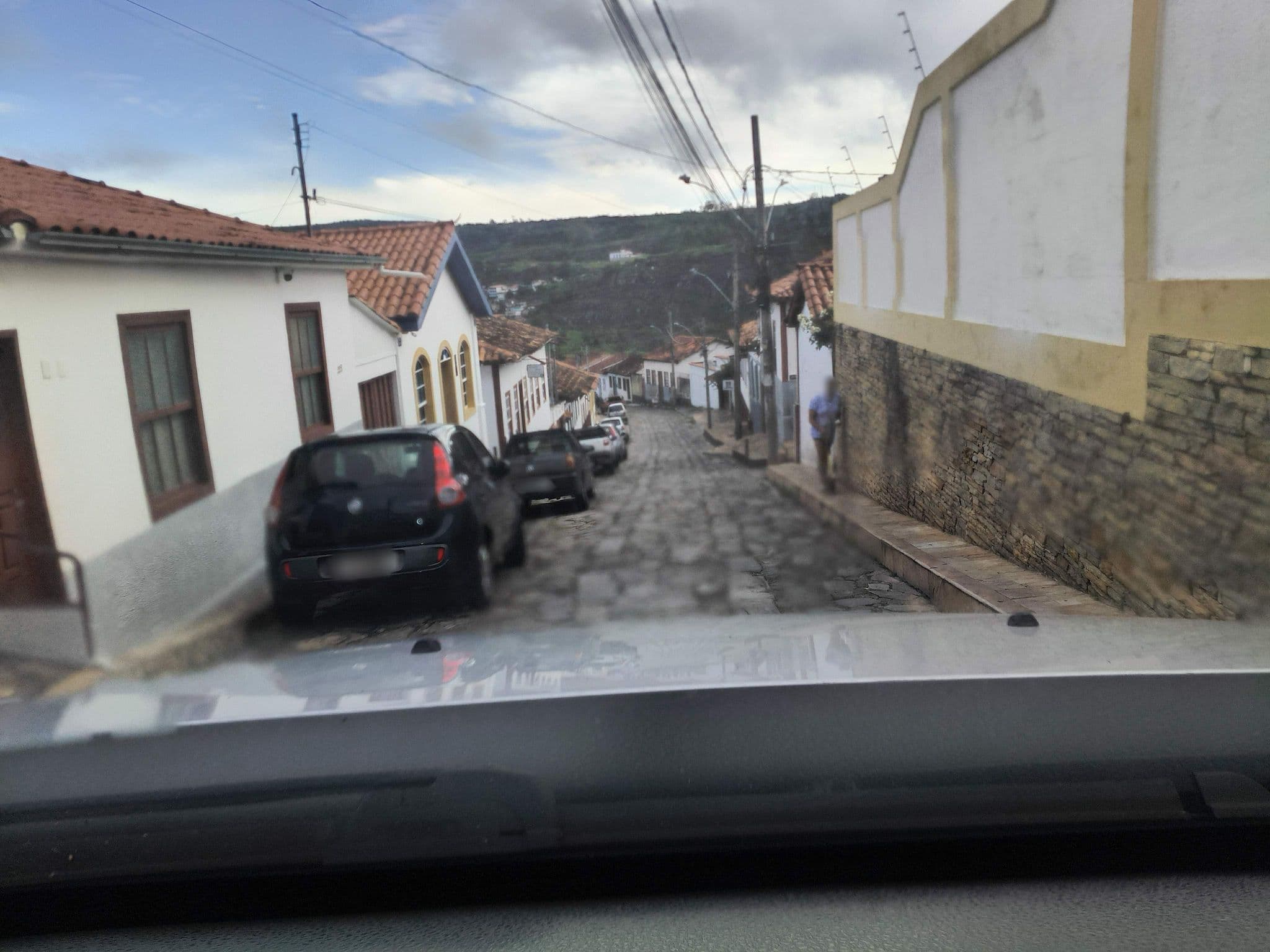 Street view near Hotel Jardim do Vale, Diamantina — © nomondo (CC BY-SA · Mapillary)