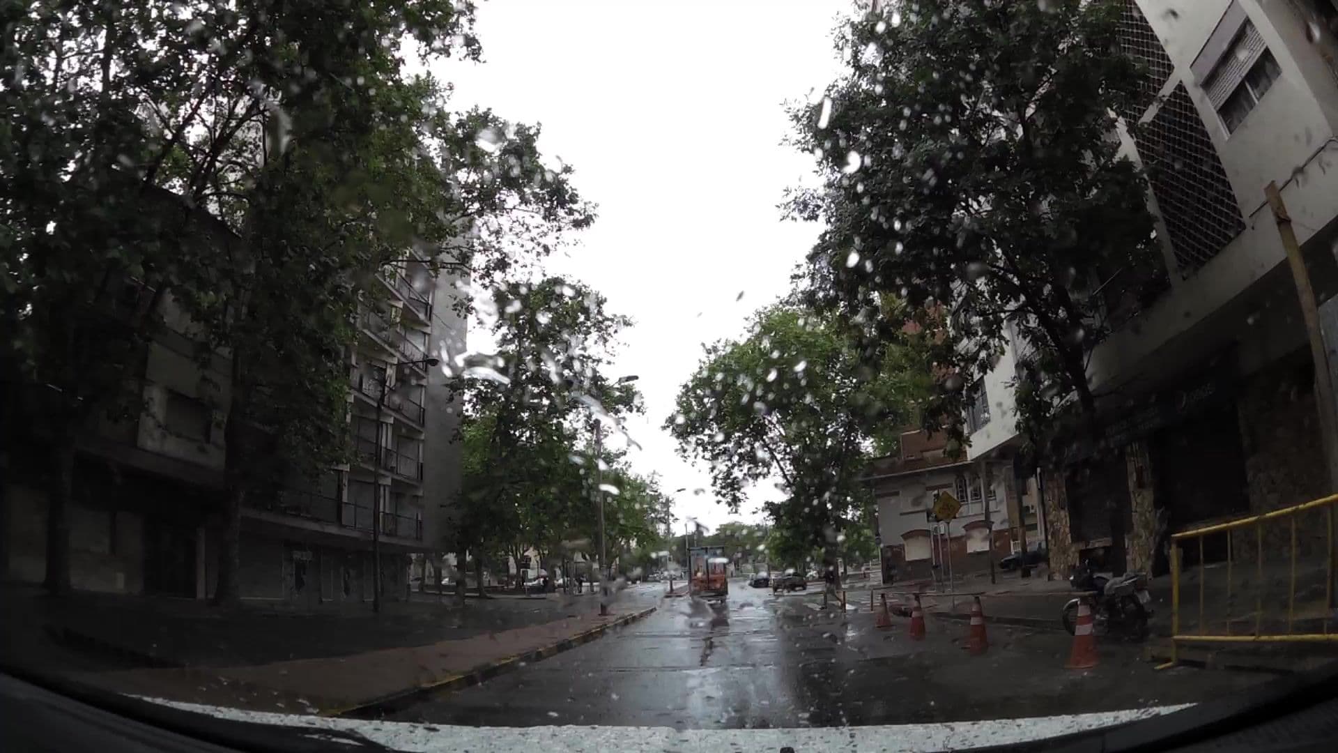 Street view near Youki Haus, Montevideo — © kaartcam (CC BY-SA · Mapillary)