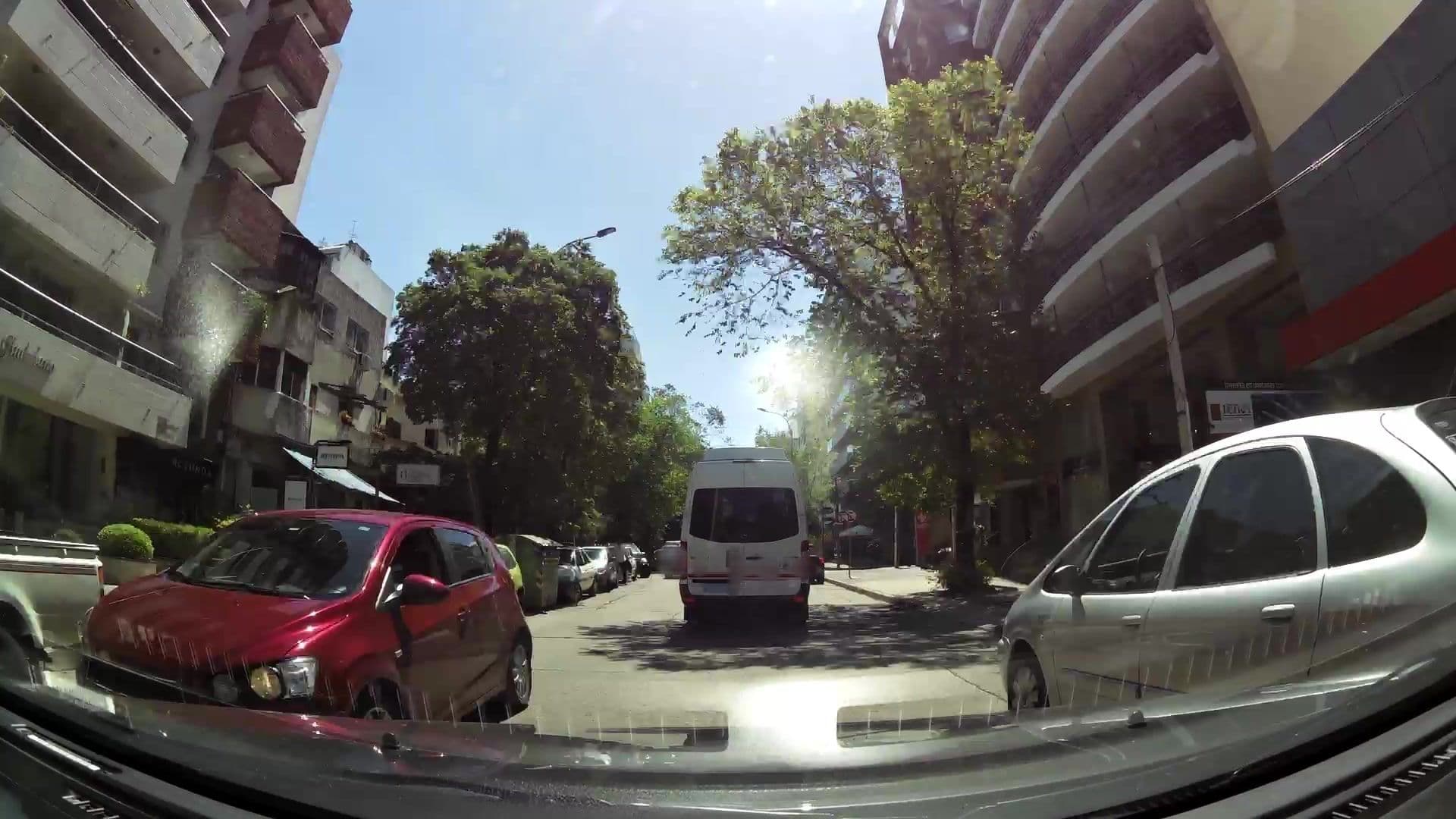Street view near Gema Luxury Suites, Montevideo — © kaartcam (CC BY-SA · Mapillary)
