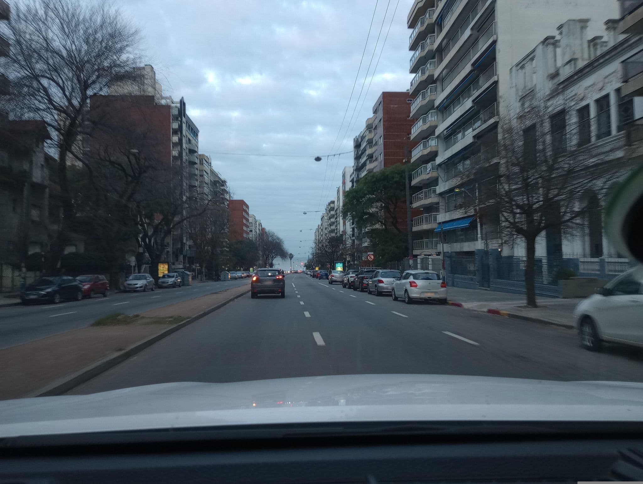 Street view near Merit Montevideo Apart & Suites, Montevideo — © viniv (CC BY-SA · Mapillary)