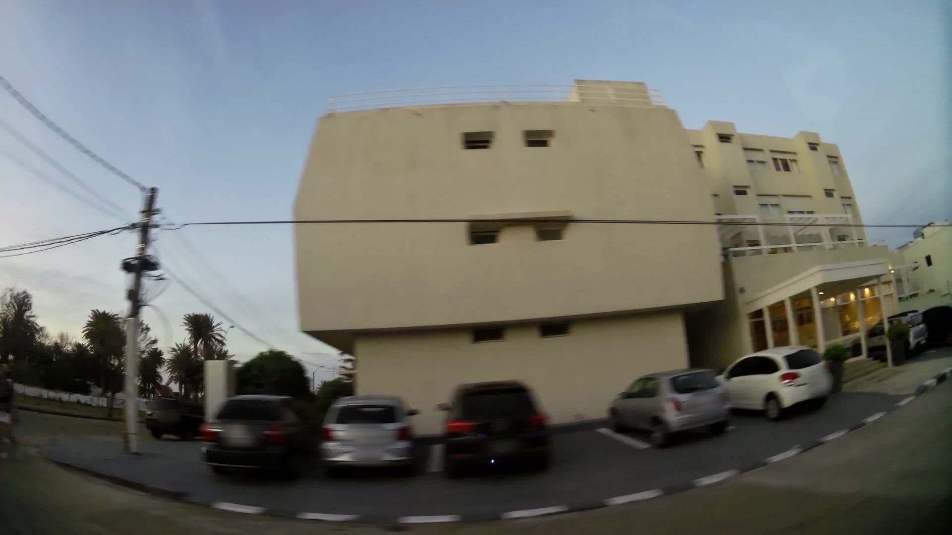 Street view near Hotel Atlántcio, Punta del Este — © kaartcam (CC BY-SA · Mapillary)