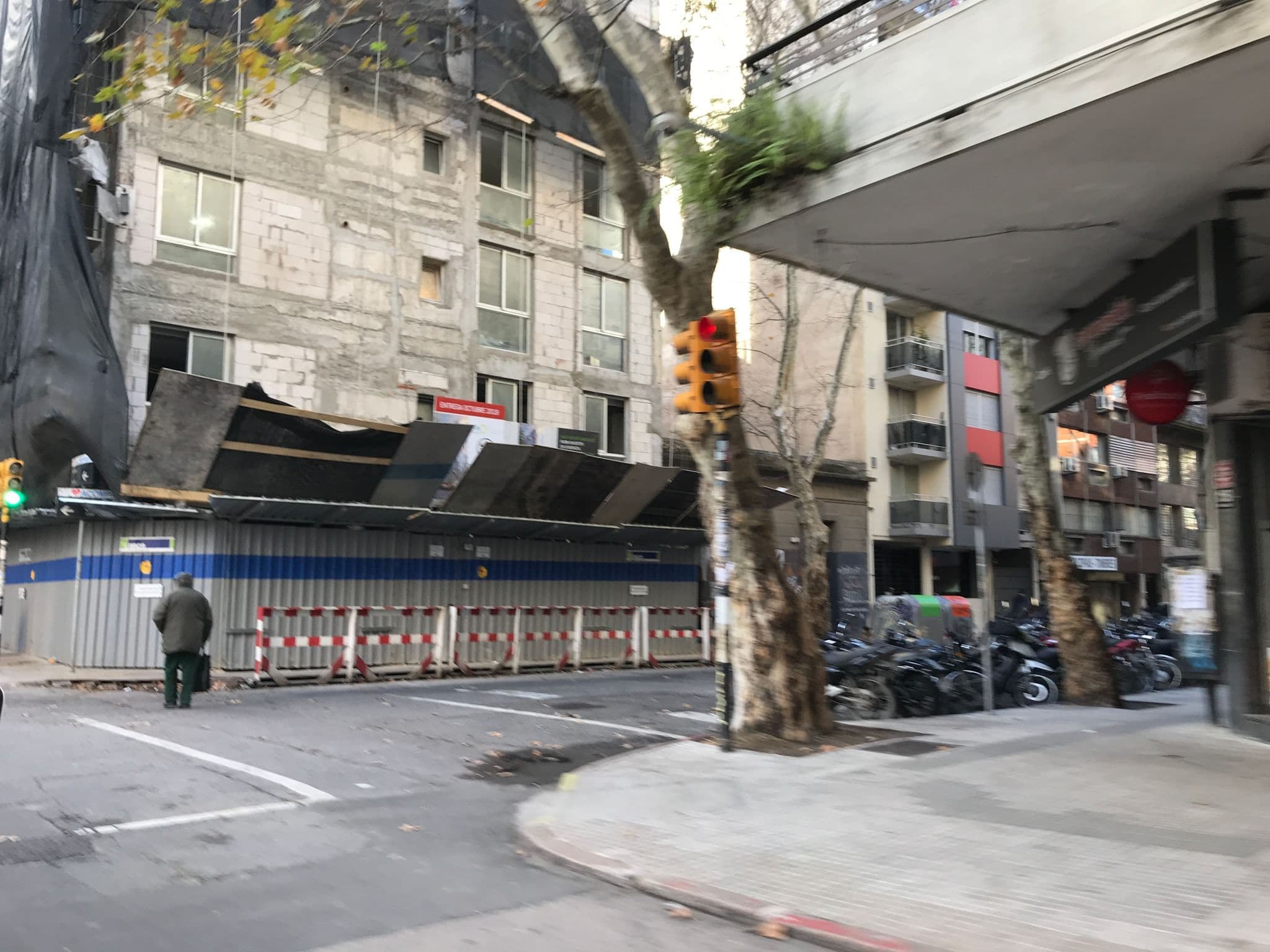 Street view near Austral Hotel, Montevideo — © ejegg (CC BY-SA · Mapillary)