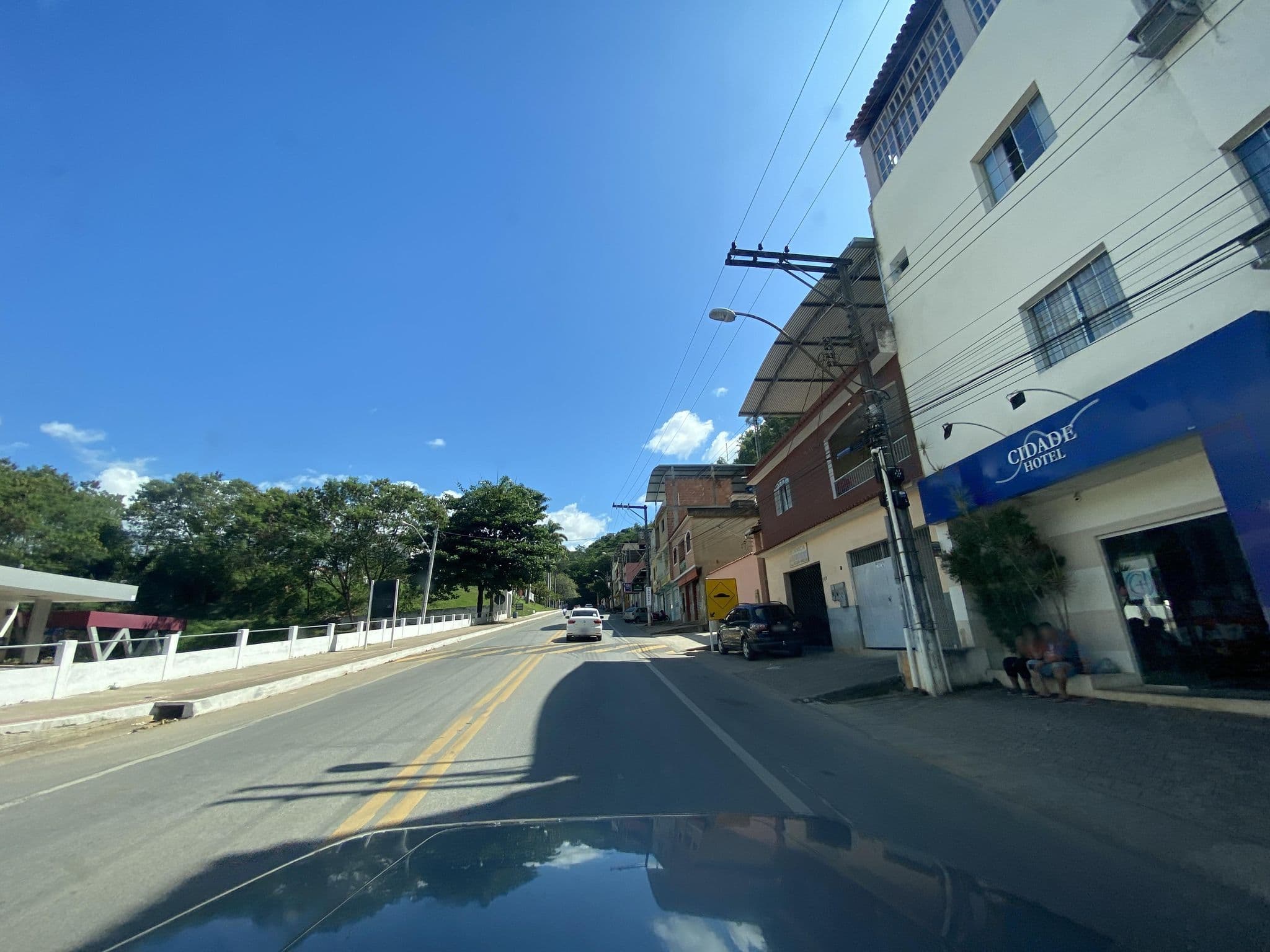 Street view near Cidade Hotel, Alegre — © qualhano (CC BY-SA · Mapillary)