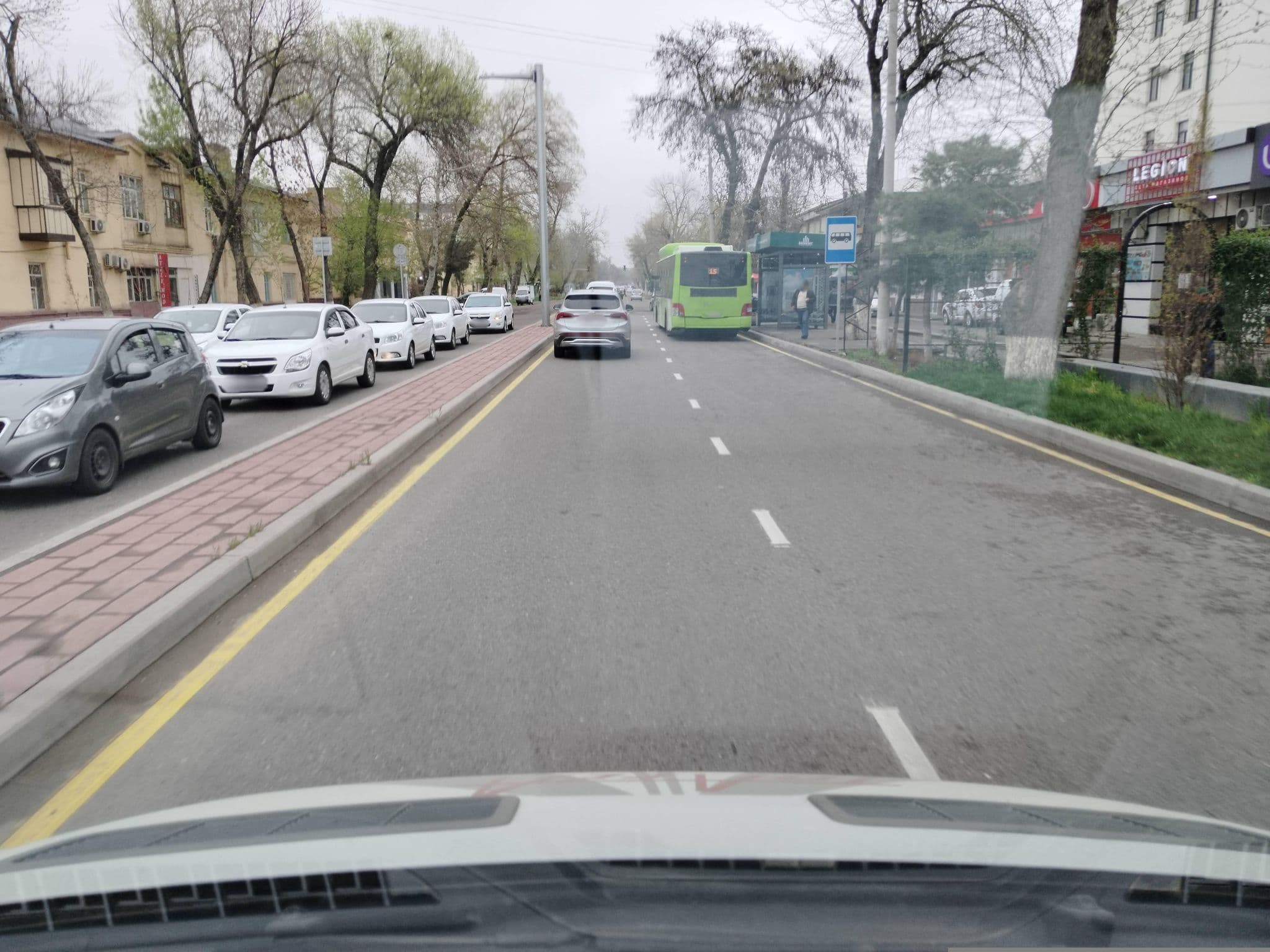 Street view near Harmony Hotel, Bektemir — © Muhammadjon (CC BY-SA · Mapillary)