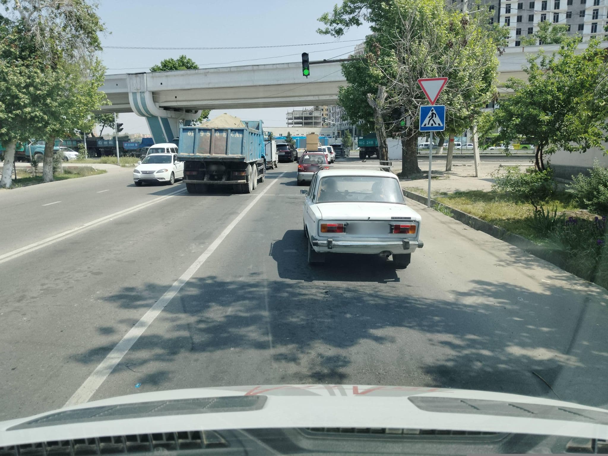 Street view near Risola Grand Hotel, Bektemir — © Muhammadjon (CC BY-SA · Mapillary)