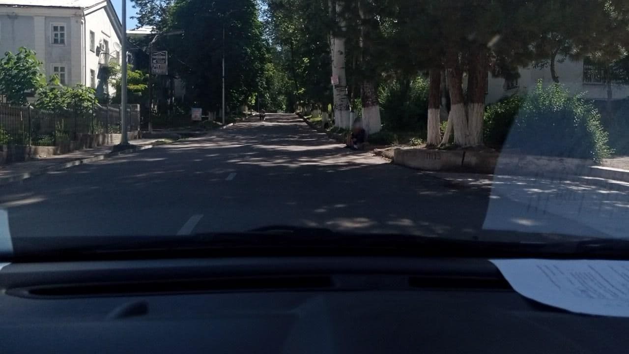 Street view near O'zbegim Hotel, Yangiobod — © sirojiddin520 (CC BY-SA · Mapillary)