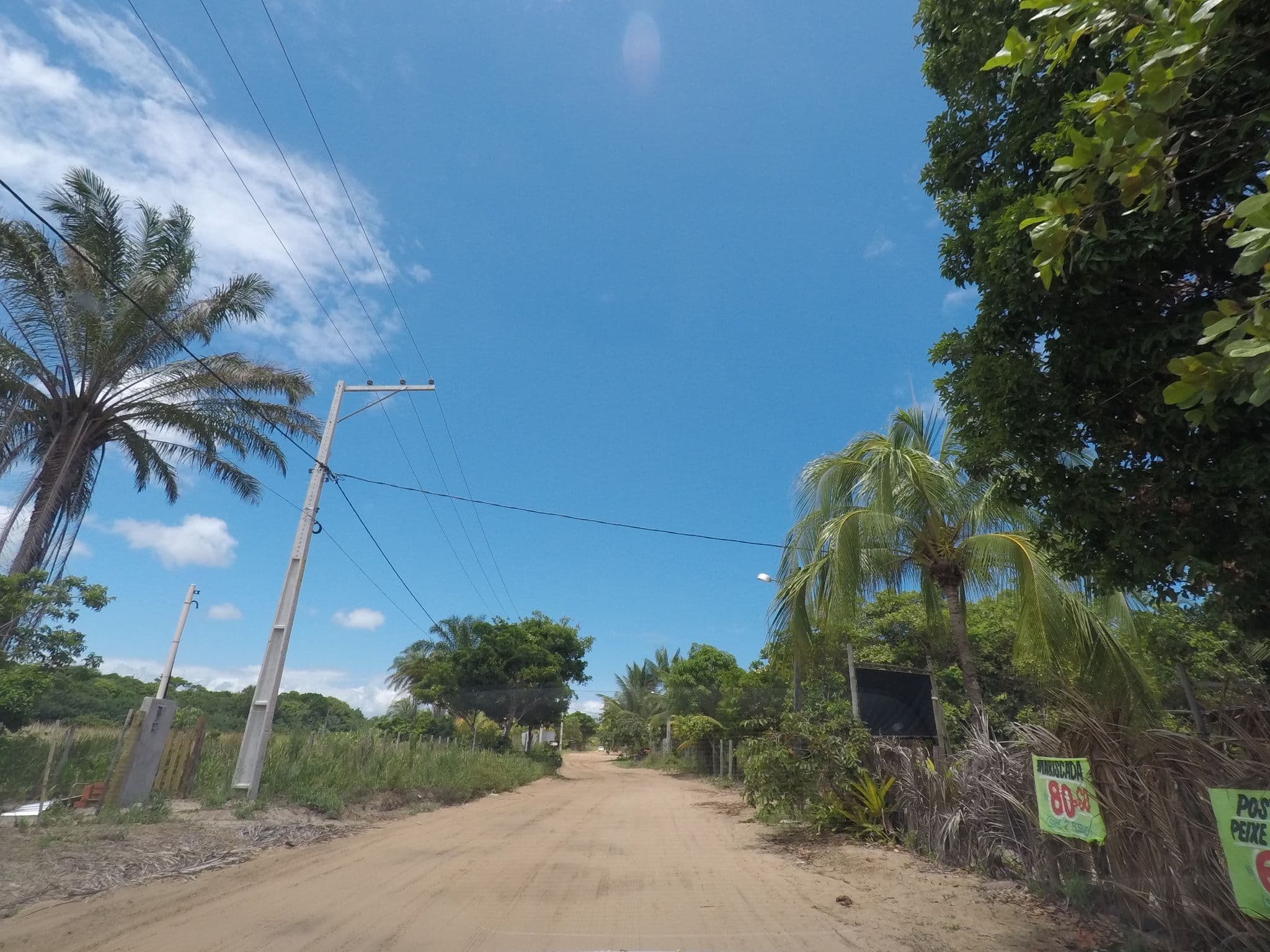 Street view near Camping O Cajueiro, Camamu — © pablo (CC BY-SA · Mapillary)