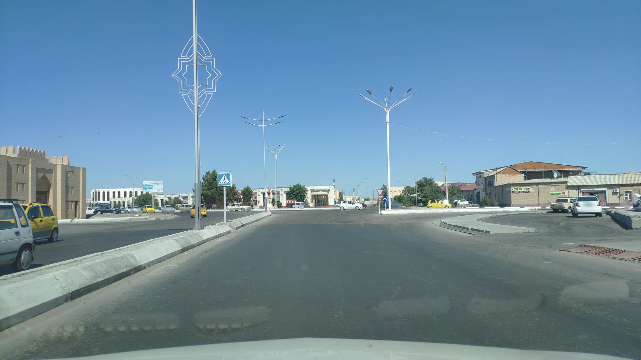 Street view near Hotel-Ds-Gold, Bukhara