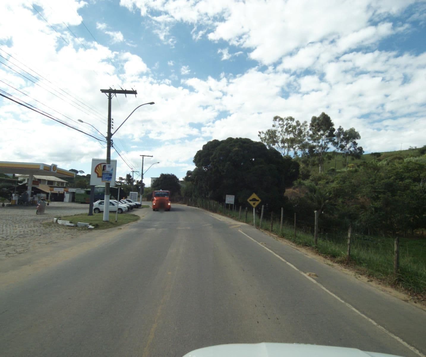 Street view near Hotel Resende, São José do Calçado — © projevias (CC BY-SA · Mapillary)