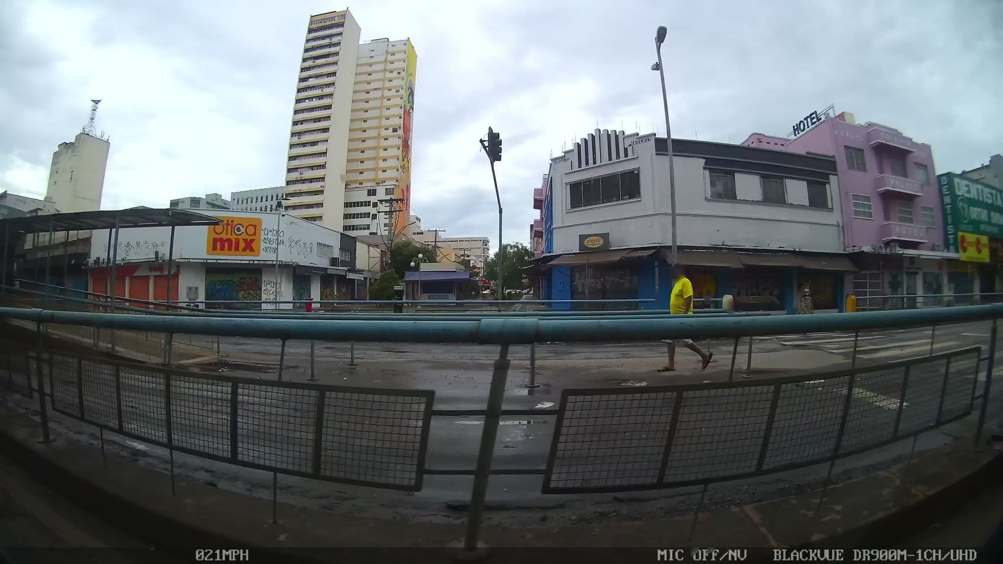 Street view near Goiânia Palace Hotel, Goiânia — © kaart_4 (CC BY-SA · Mapillary)