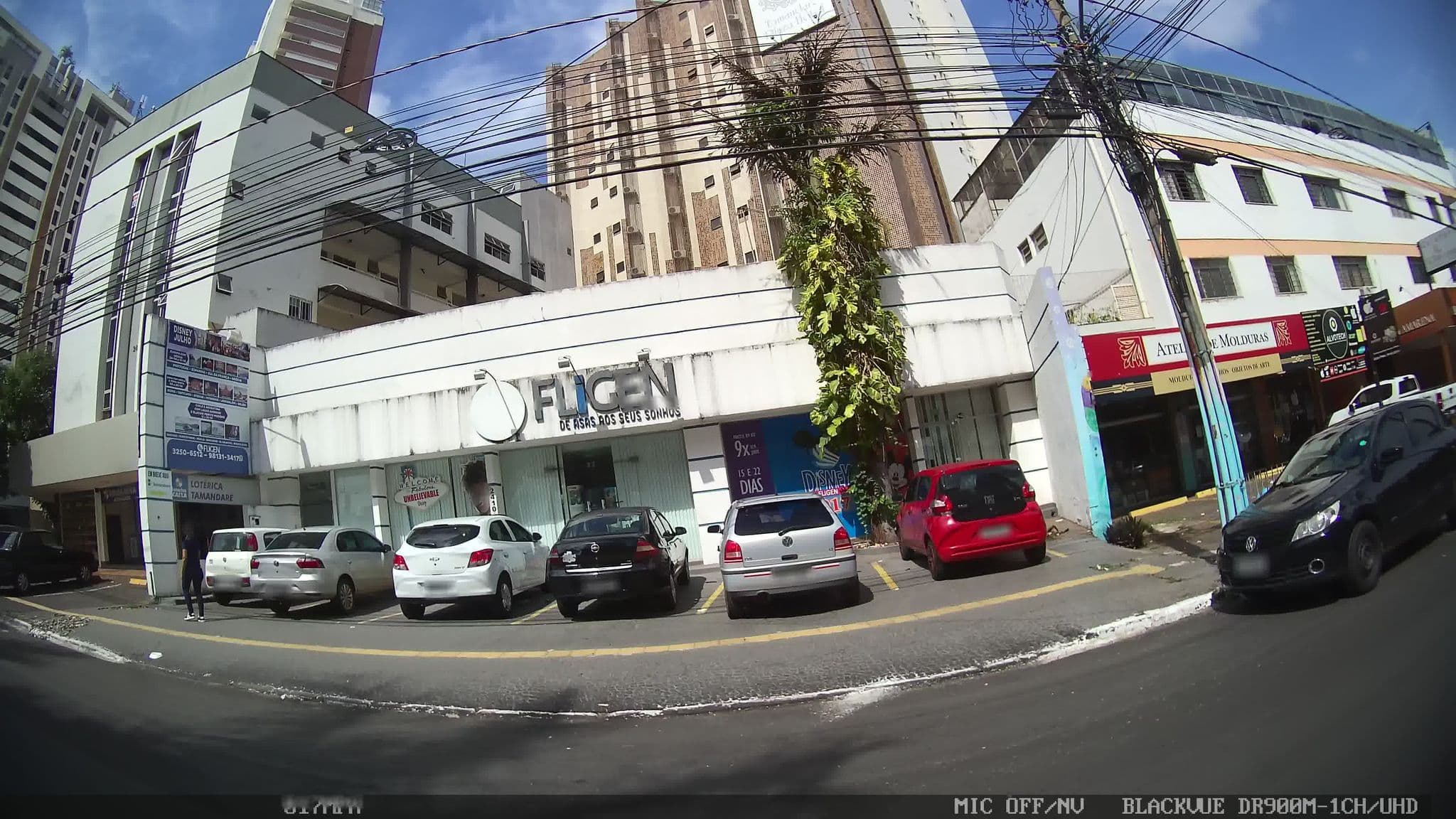 Street view near Best West Tamandaré Plaza Hotel, Goiânia — © kaart_4 (CC BY-SA · Mapillary)