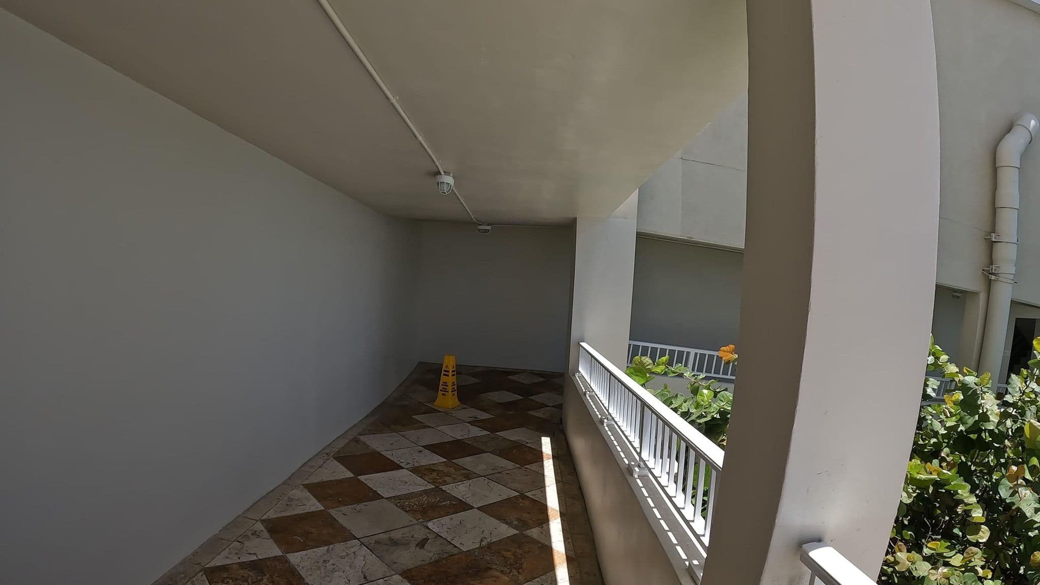 Street view near The Westin Beach Resort & Spa at Frenchman's Reef, Charlotte Amalie — © talllguy (CC BY-SA · Mapillary)
