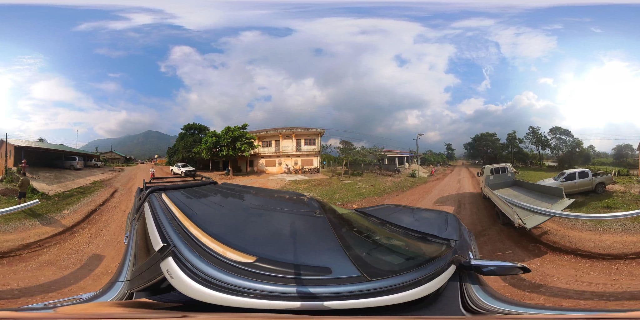 Street view near Khoun Pan Ya, Phúc Trạch — © richardgalpin (CC BY-SA · Mapillary)