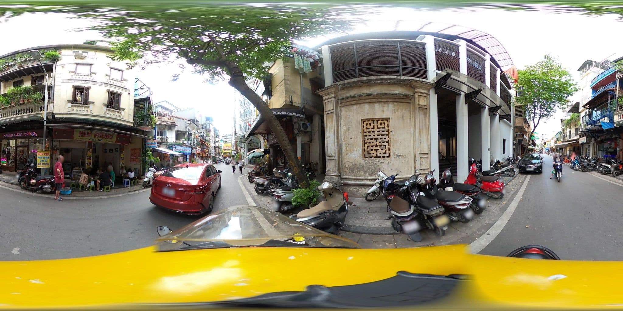 Street view near Khách Sạn Đông Á, Hoàn Kiếm