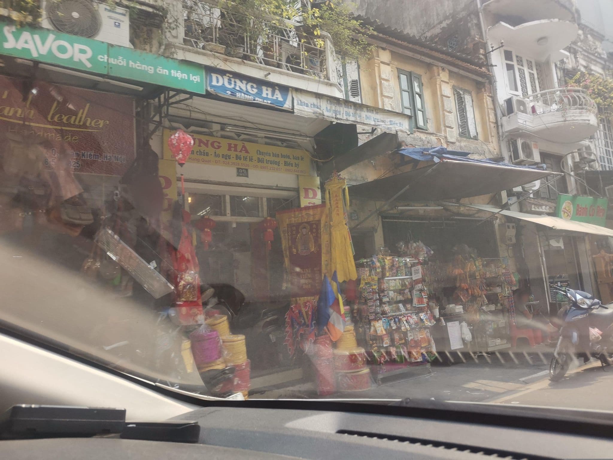 Street view near Real Darling Cafe Guesthouse, Hoàn Kiếm