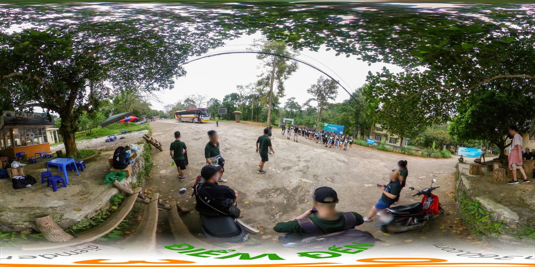 Street view near Cuc Phuong National Park Guesthouse, Hàng Trạm — © diemden360 (CC BY-SA · Mapillary)