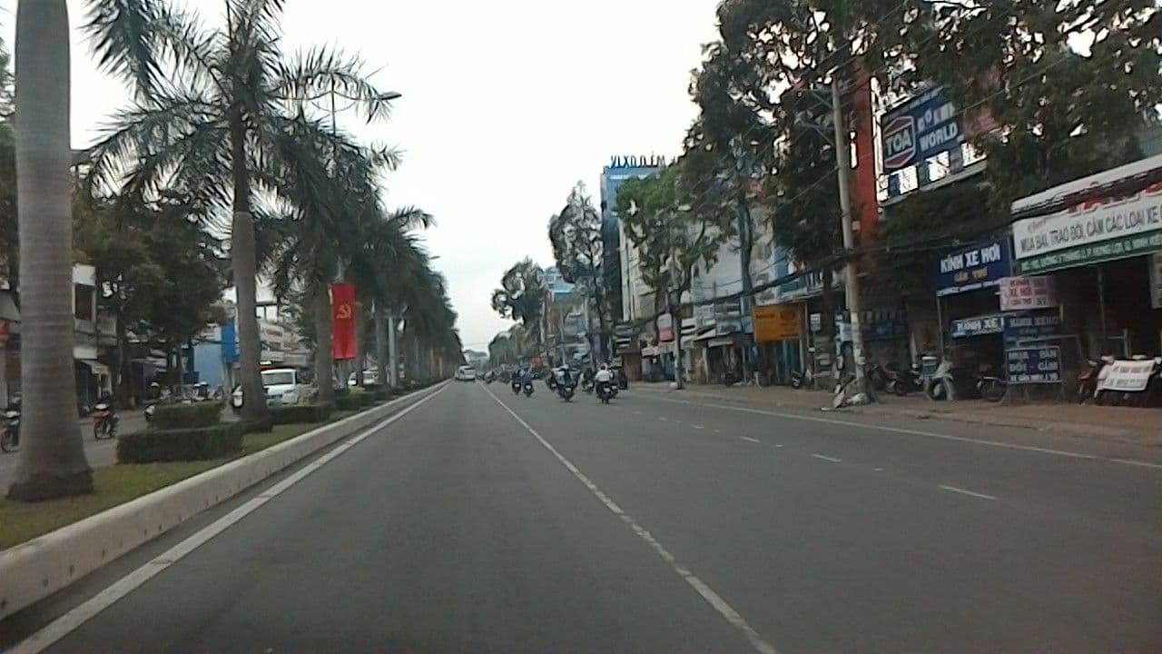 Street view near Nhà Nghĩ 184, Cái Răng — © hoangvietanh (CC BY-SA · Mapillary)