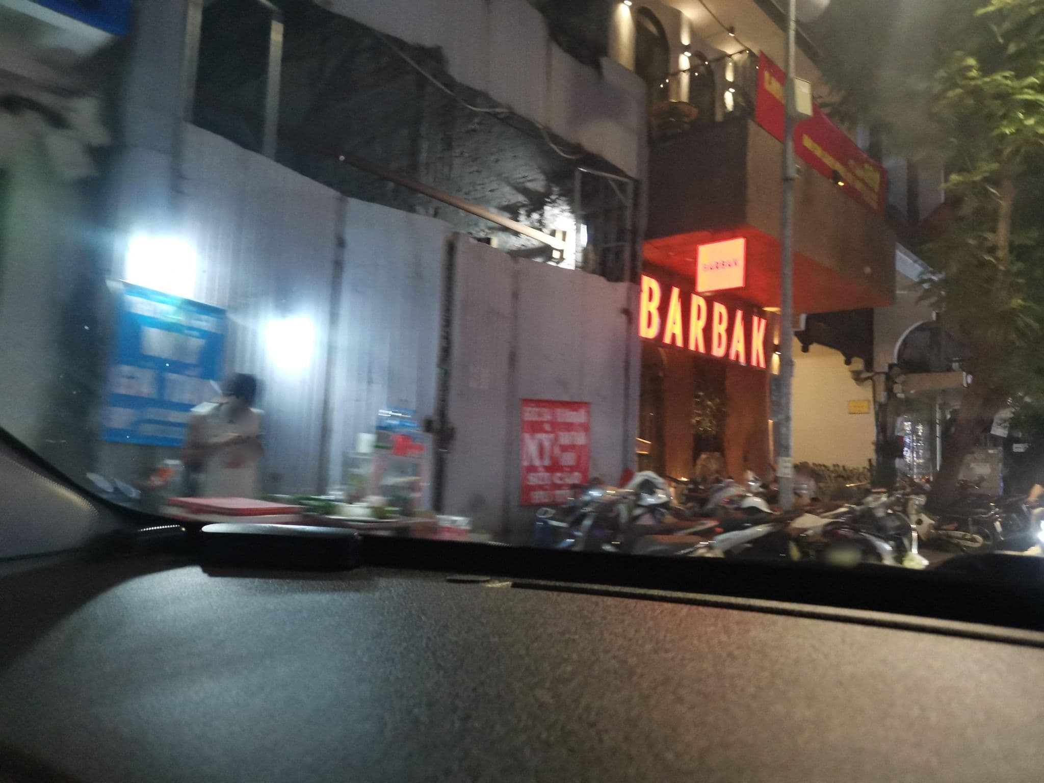 Street view near Khách Sạn La Dolce Vita, Hoàn Kiếm