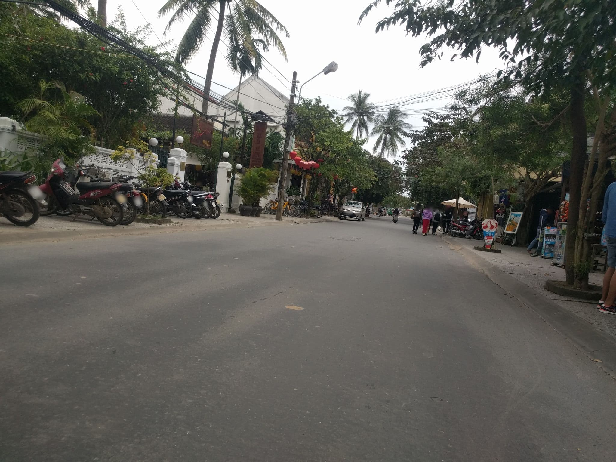 Street view near Ha An Hotel, Hoi An