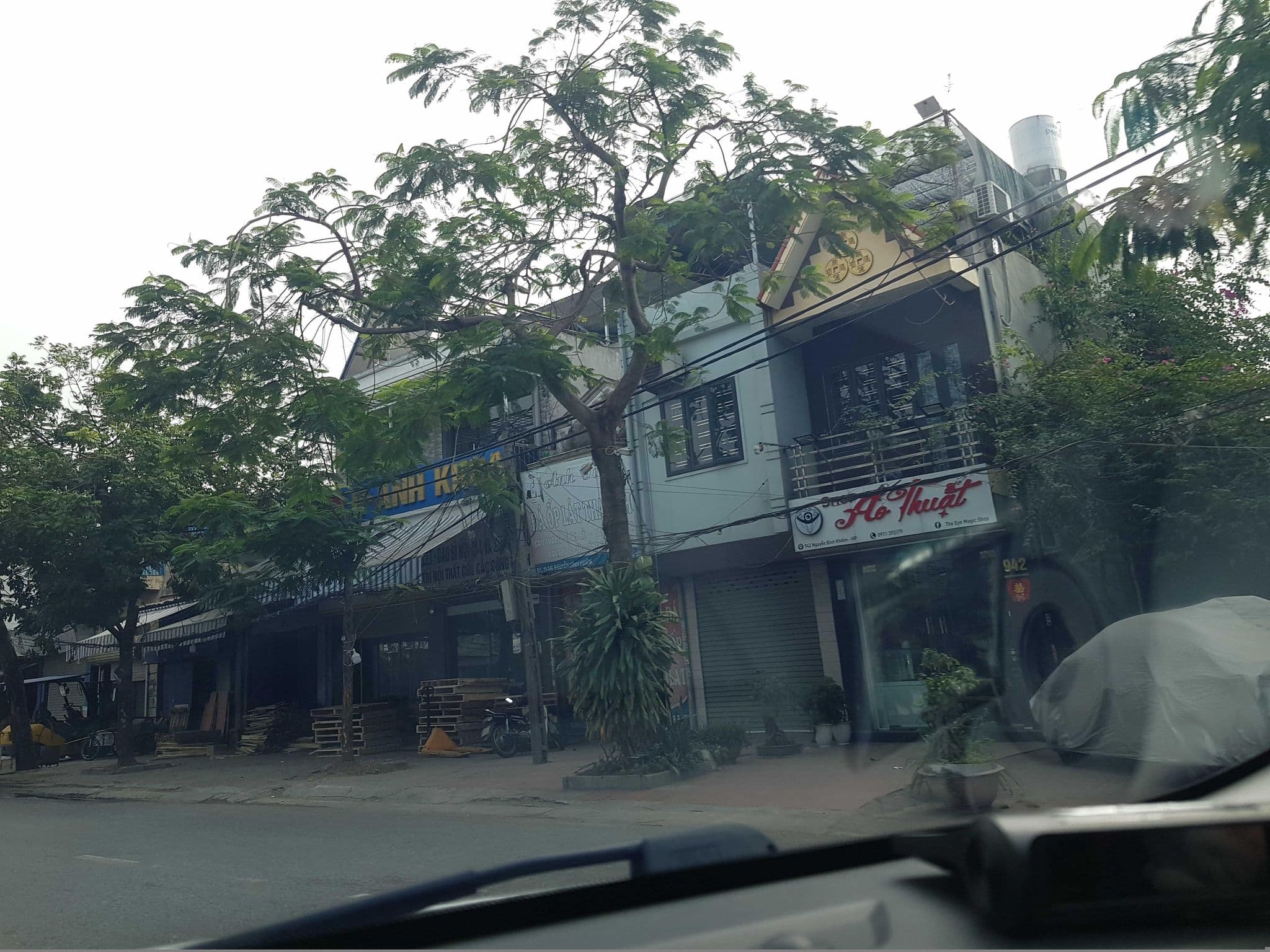 Street view near Paramount Hotel, Haiphong — © hn_right_1 (CC BY-SA · Mapillary)