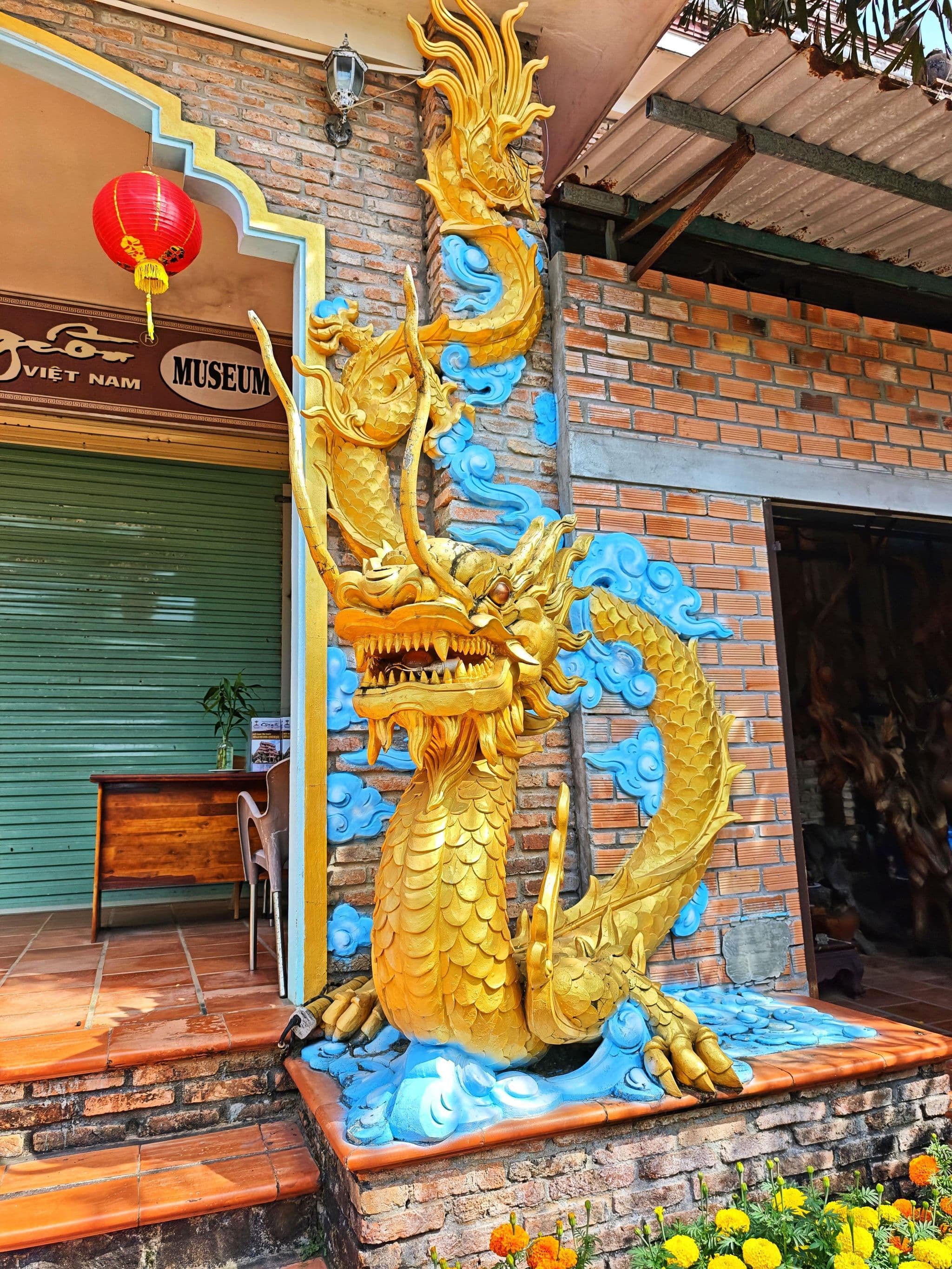 Street view near Coi Nguon Resort, Dương Đông
