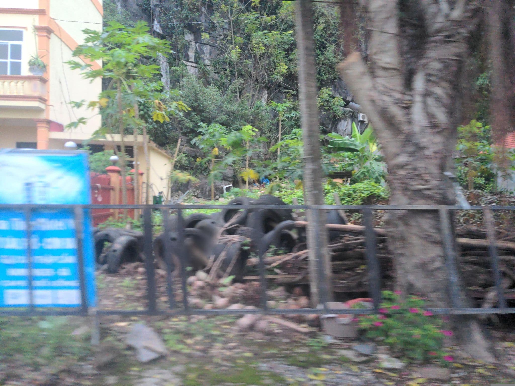 Street view near Anna Tham Hotel, Ninh Bình