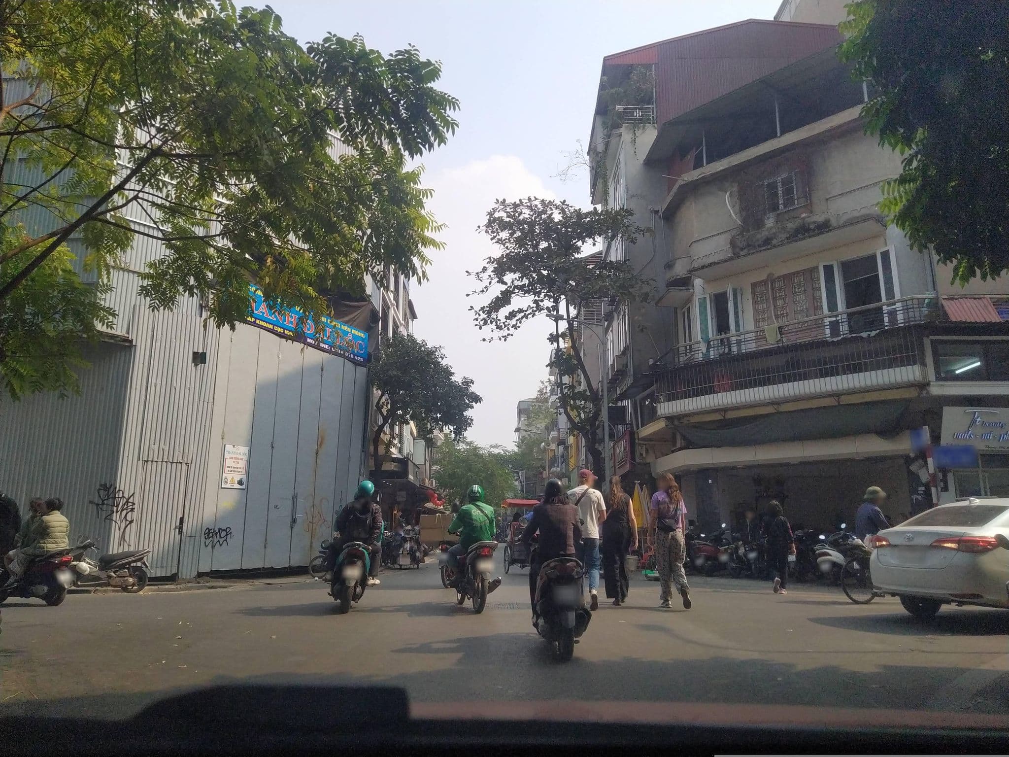 Street view near Nhà Khách Hanoi Lucky, Hoàn Kiếm