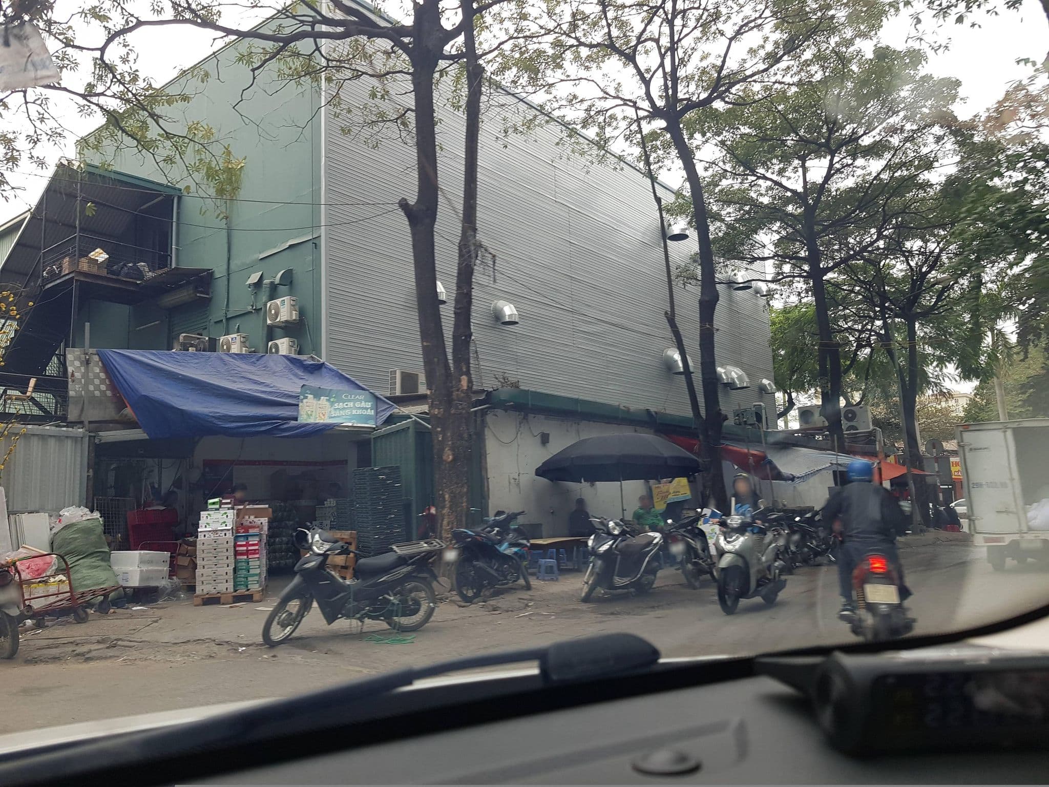 Street view near Khách Sạn New Amely & Resident, Cầu Diễn — © hn_right_1 (CC BY-SA · Mapillary)