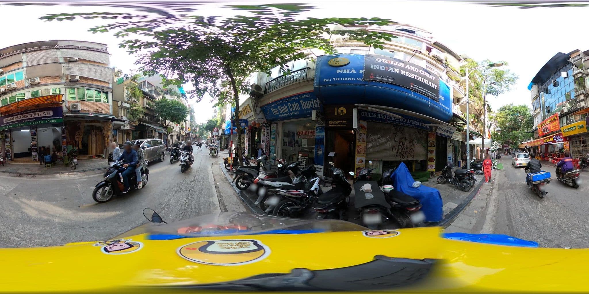Street view near Khách Sạn Hanoi Traveller, Hoàn Kiếm
