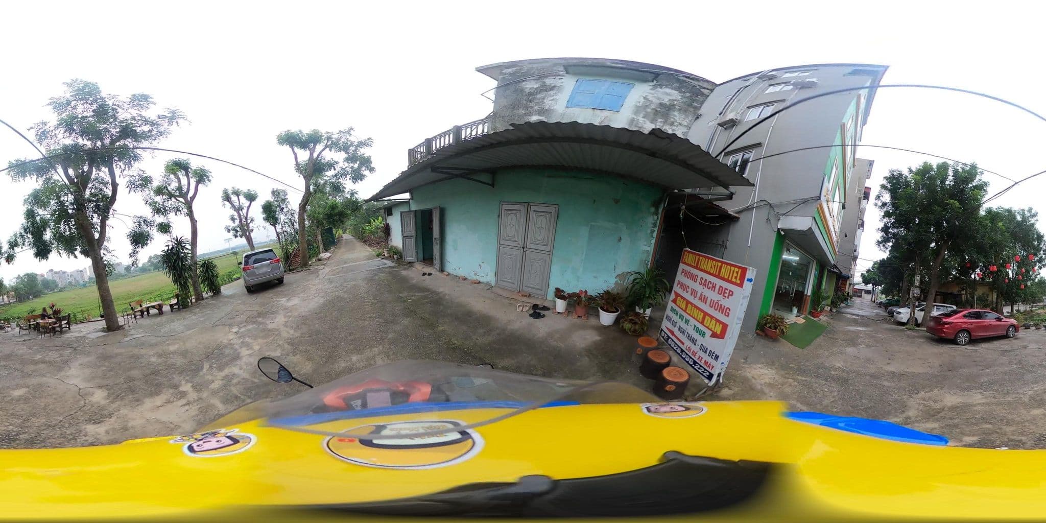 Street view near Khách Sạn Family Transit, Quang Minh — © bemaps2_hn (CC BY-SA · Mapillary)