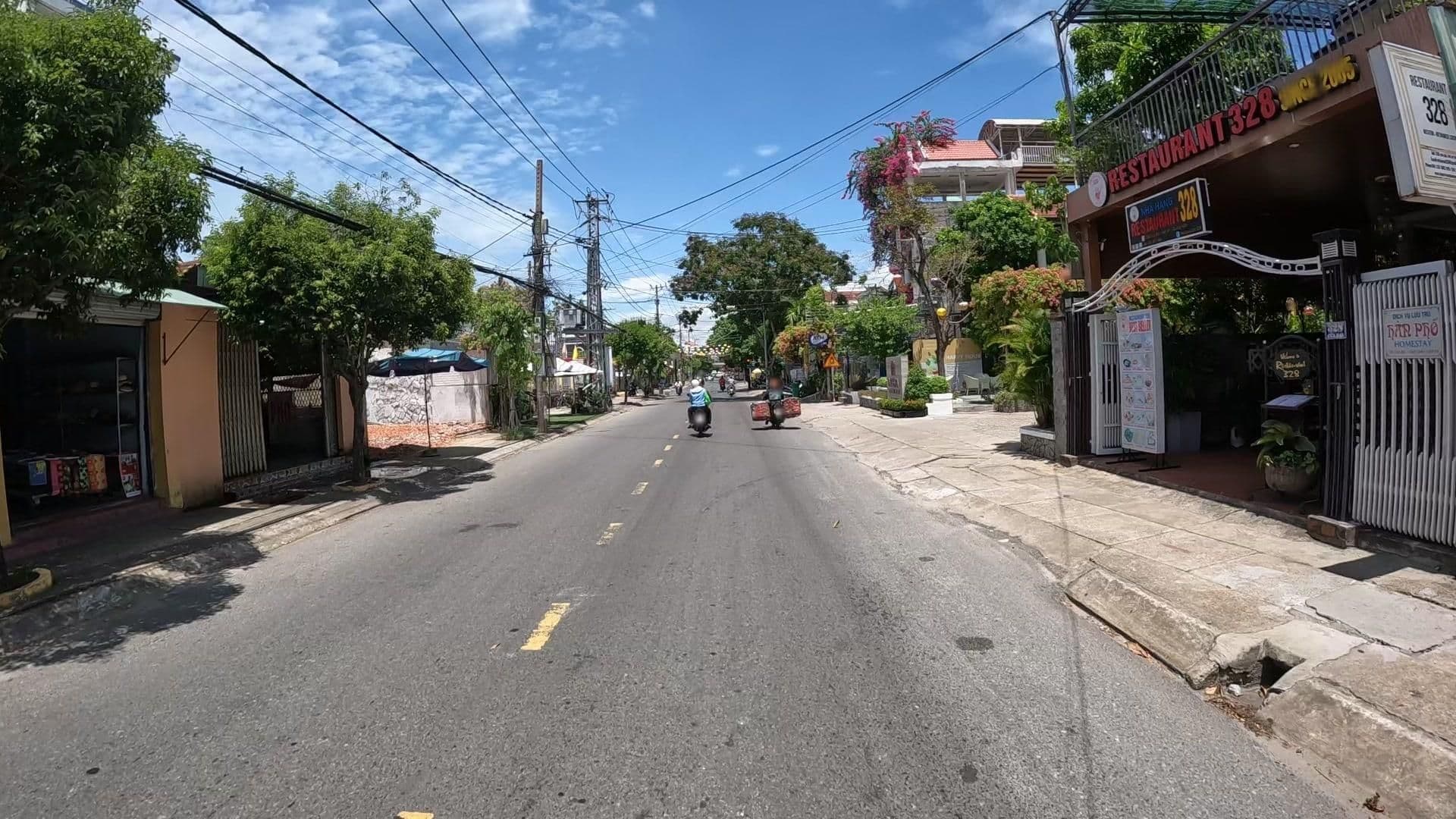 Street view near Han Pho Homestay, Hoi An — © lucomsky (CC BY-SA · Mapillary)