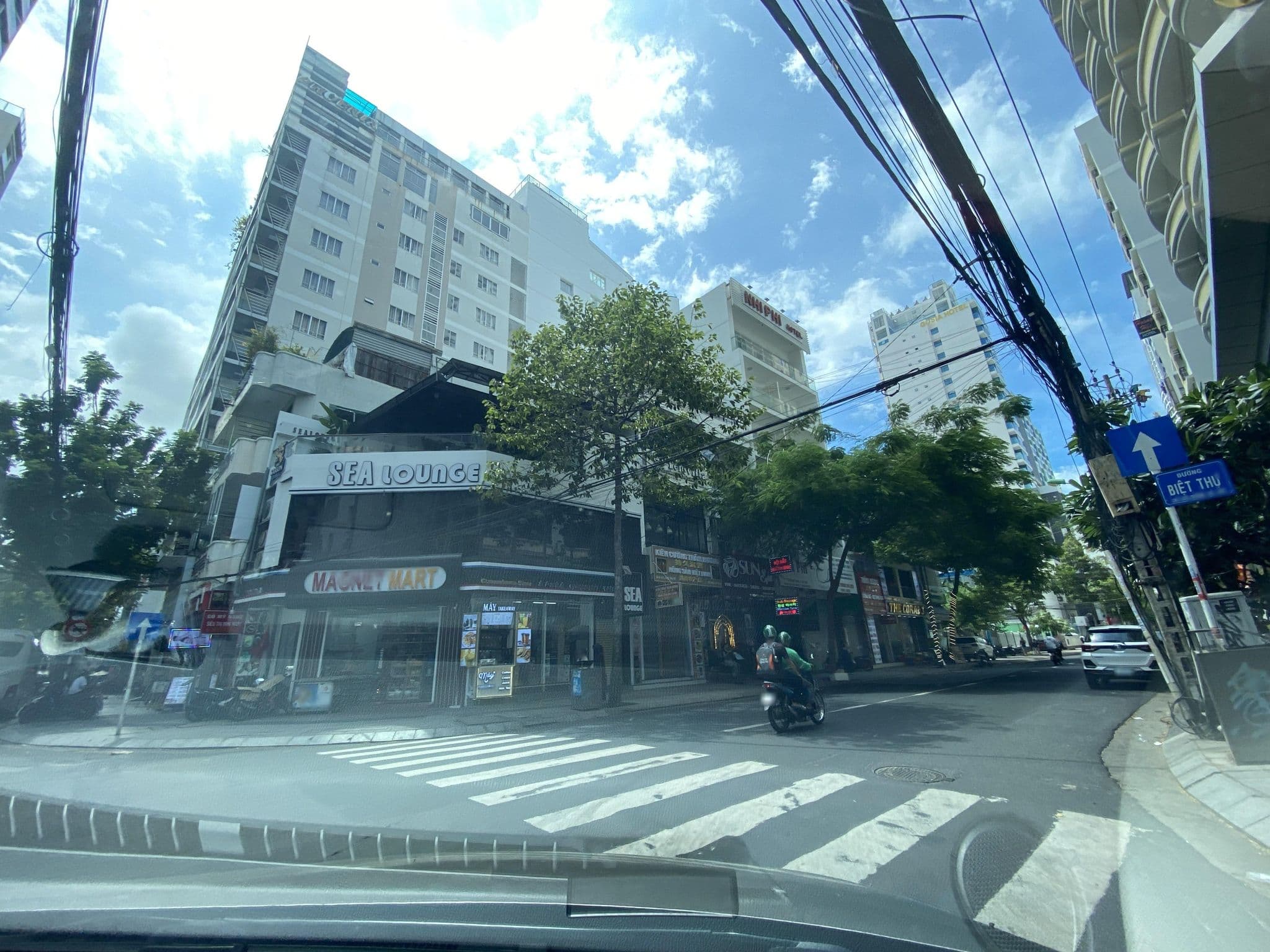 Street view near Lengend sea 蓝泽, Nha Trang