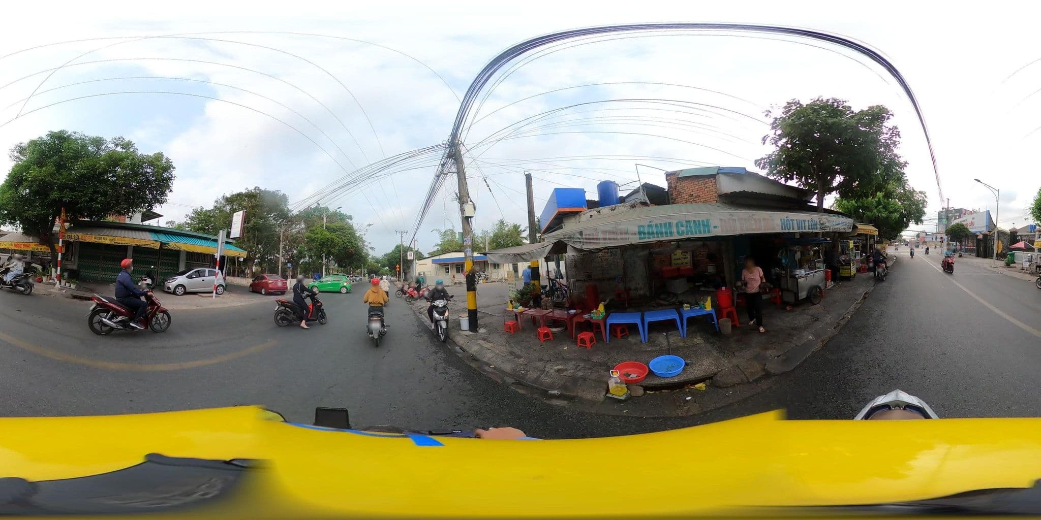 Street view near Trung tâm tiệc cưới - hội nghị KIM CƯƠNG, Thuận An — © bemaps3_sg (CC BY-SA · Mapillary)