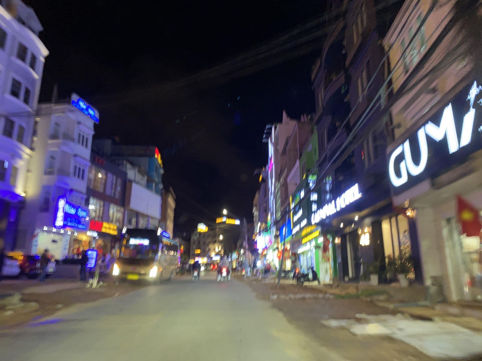 Street view near Phuong huy 3.guest house, Ðà Lạt