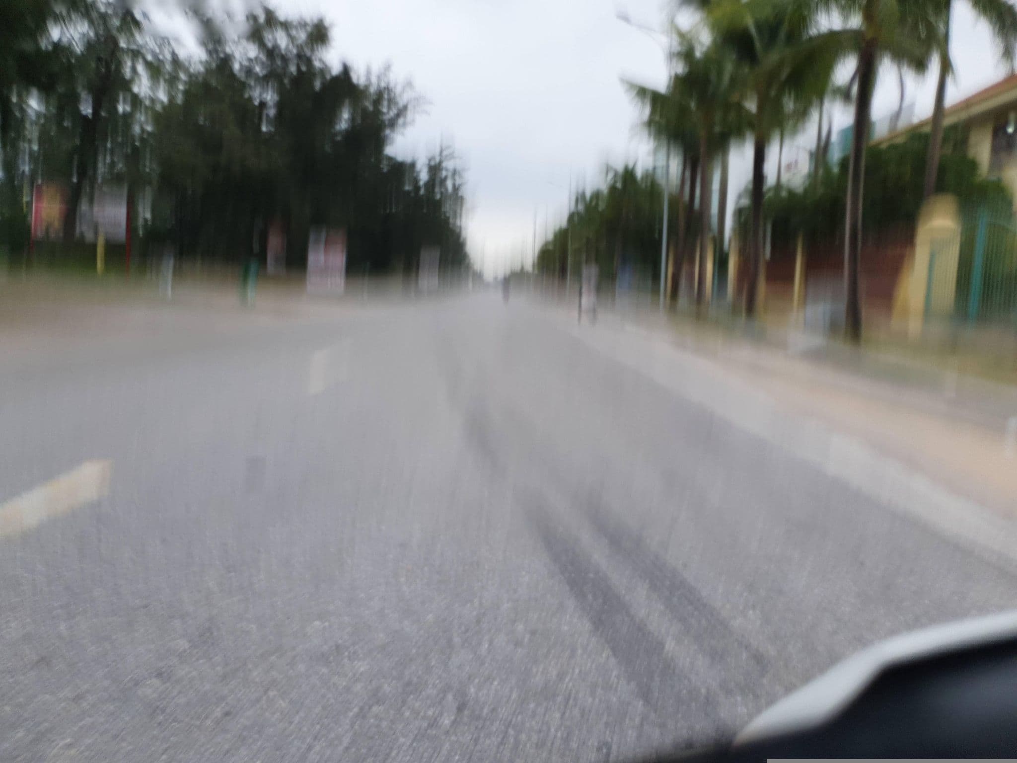 Street view near Beachside Backpackers Hostel Restaurant Bar, Đồng Hới — © russmcd (CC BY-SA · Mapillary)