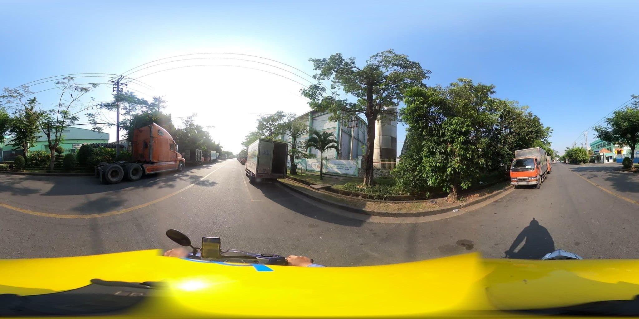 Street view near Khách Sạn Hoàng Kim Vỹ, Ho Chi Minh City — © bemaps3_sg (CC BY-SA · Mapillary)